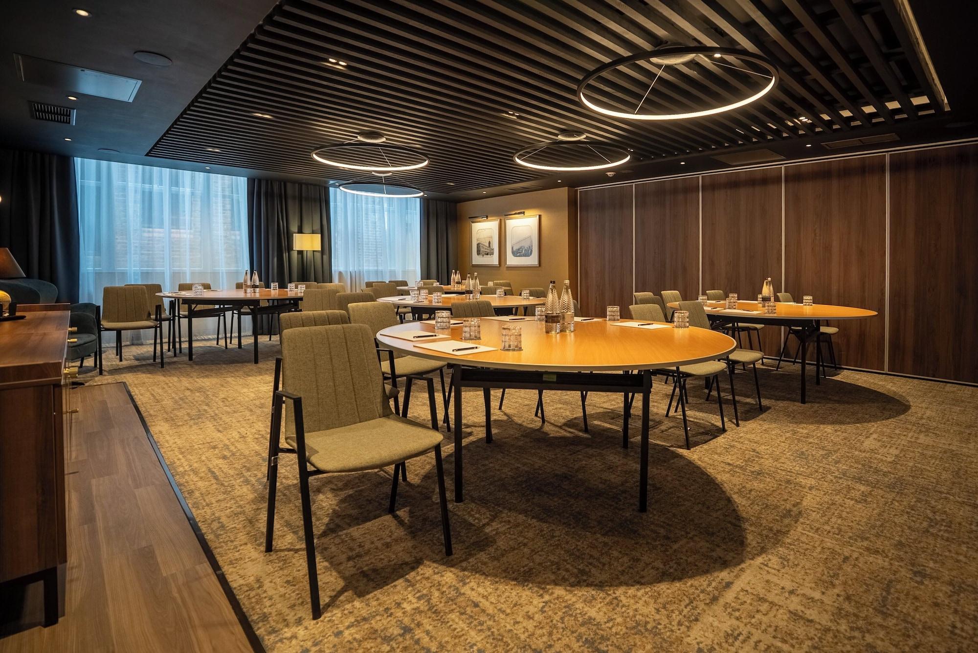 Sala de Reuniones Hotel Indigo Leeds by IHG