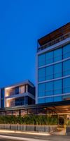 undefined - Hotel 4 estrellas con Desayuno