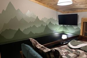 Alquiler Vacacional - Wonderful cabin tucked in the woods /w Hot tub