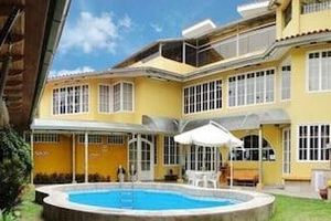 Alojamiento - Hostal Serranova