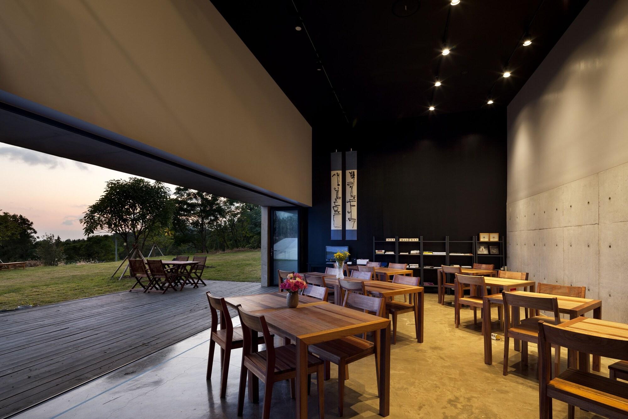 Restaurant Jeju Stay Biuda