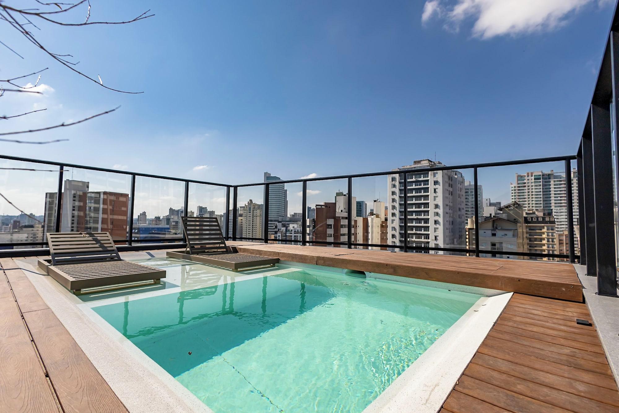 Vista Piscina Oxygen Batel