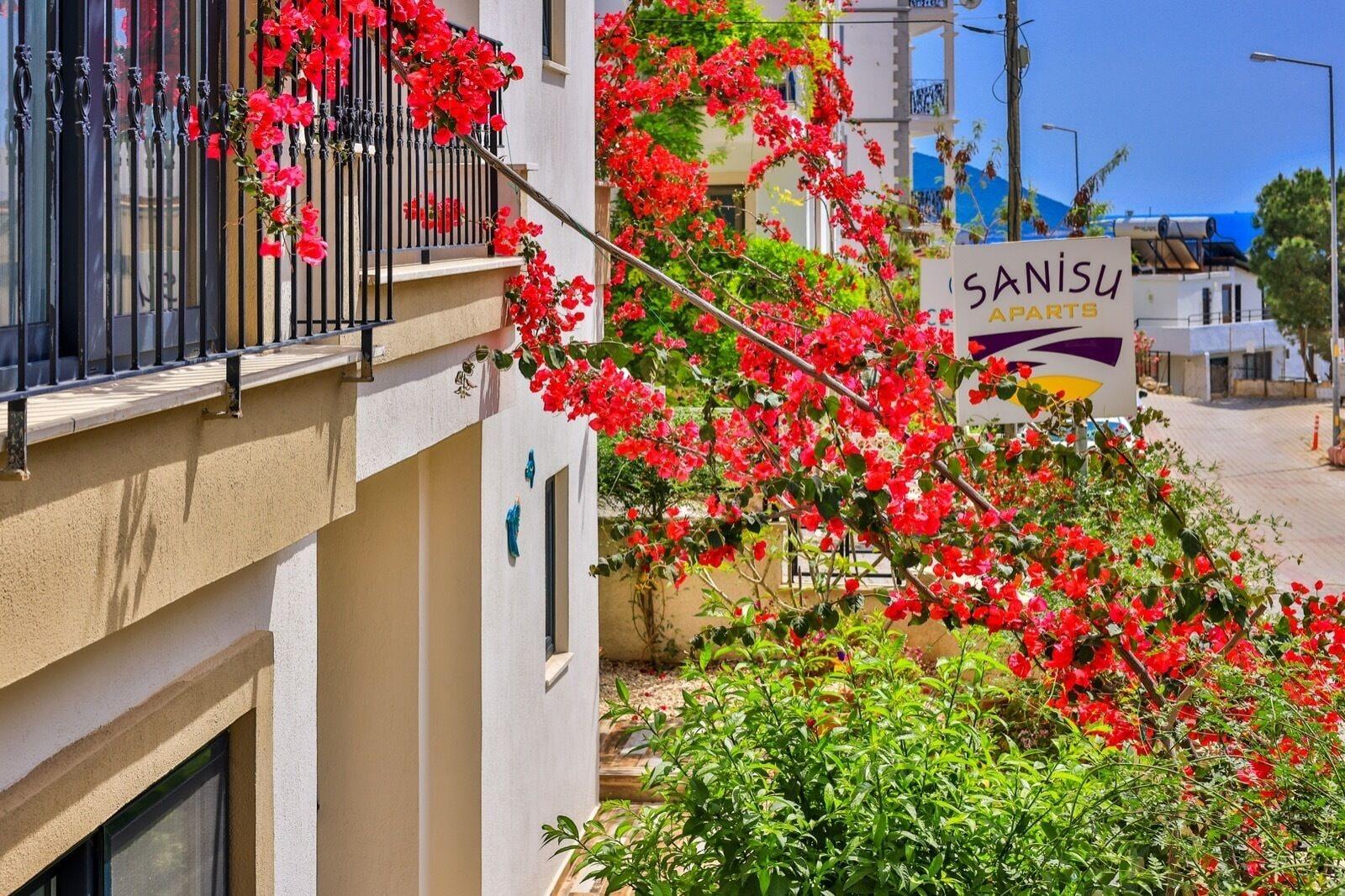 Vista Exterior Kas Sanisu Pansiyon