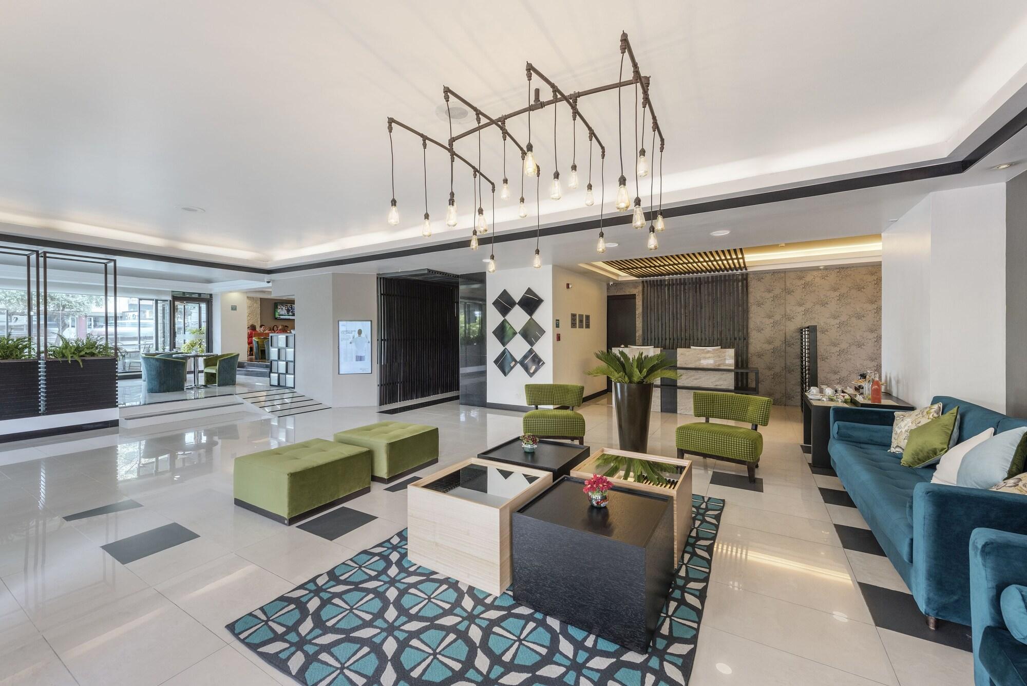 Vista Lobby Wyndham Garden Quito