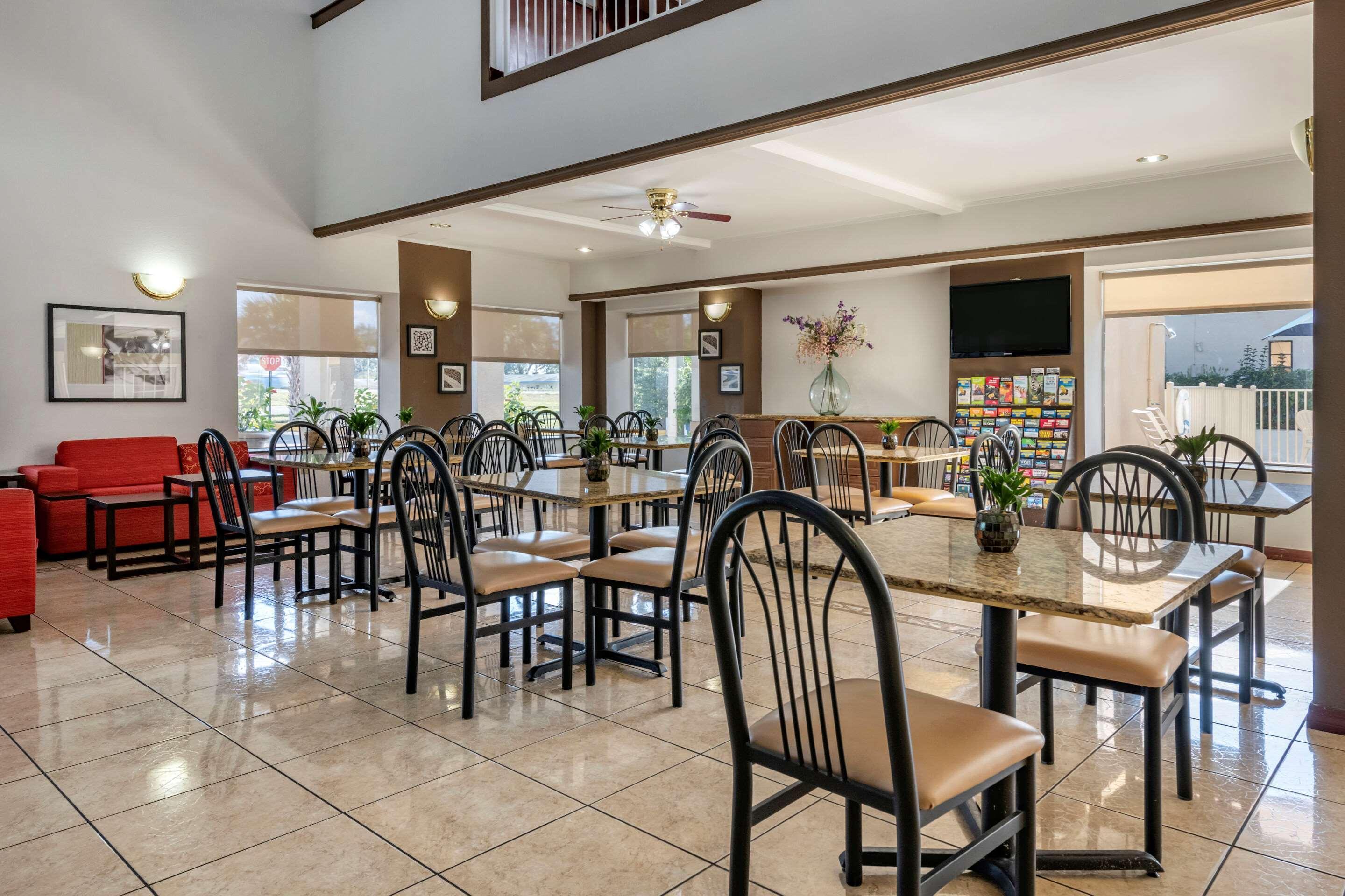 Restaurant Quality Inn Zephyrhills - Dade City