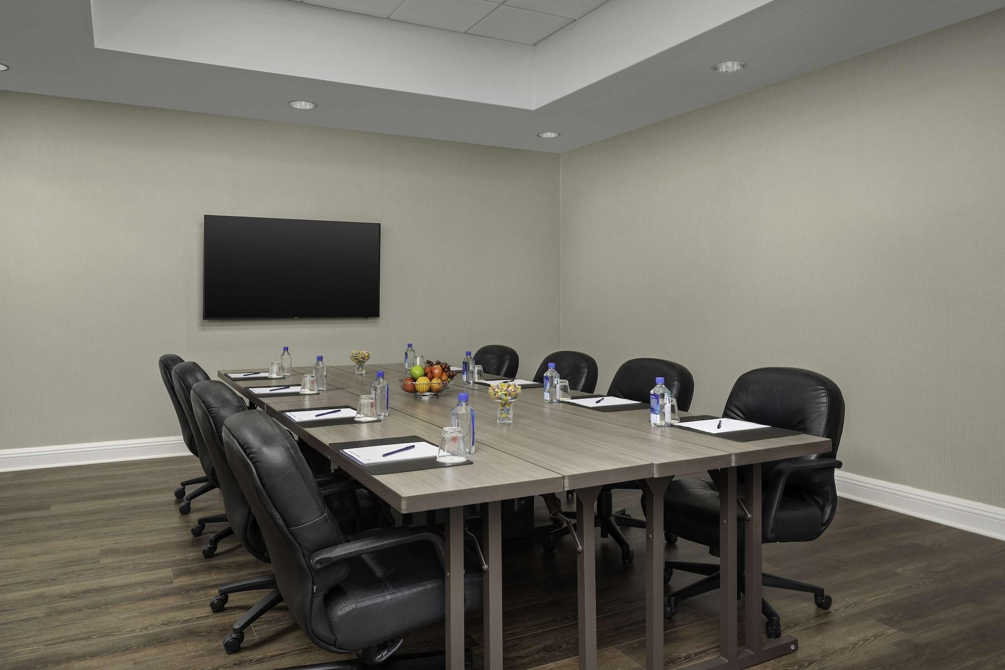 Sala de Reuniones DoubleTree by Hilton Chicago O'Hare Airport - Rosemont