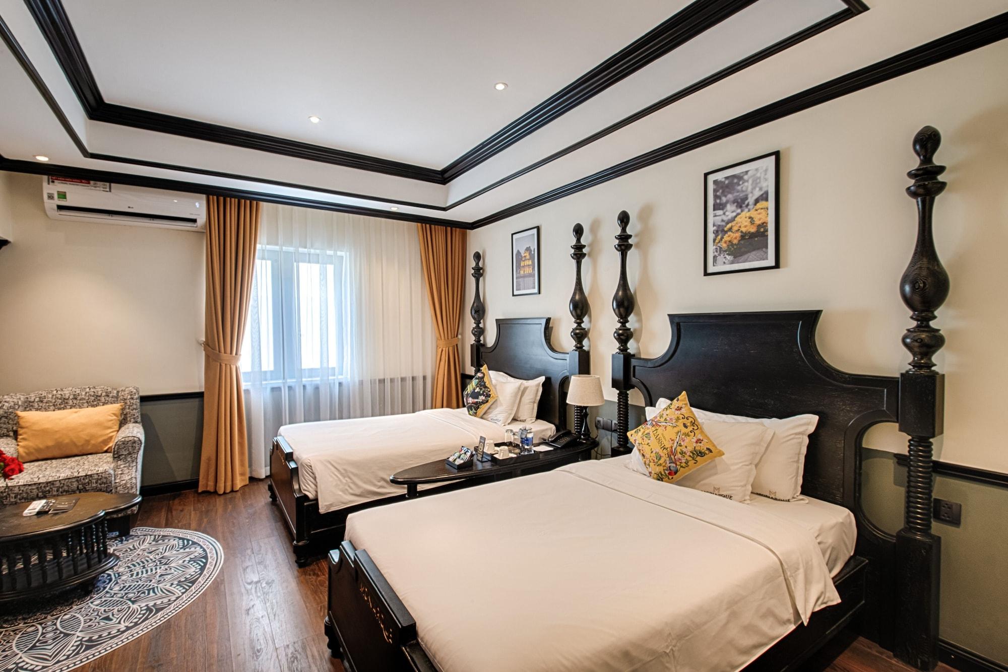 Habitación Monarque Hotel