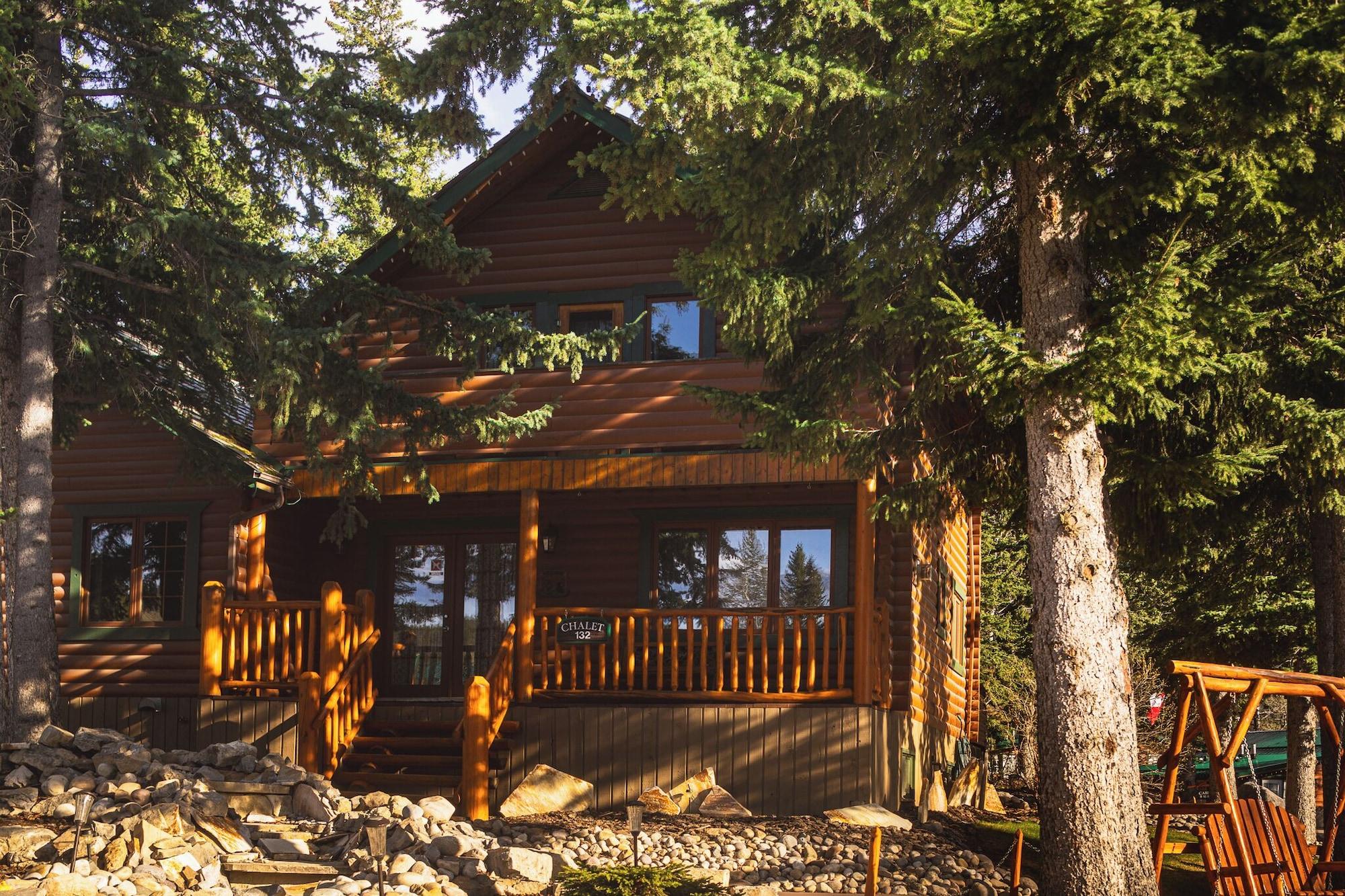 Vista Exterior Overlander Mountain Lodge