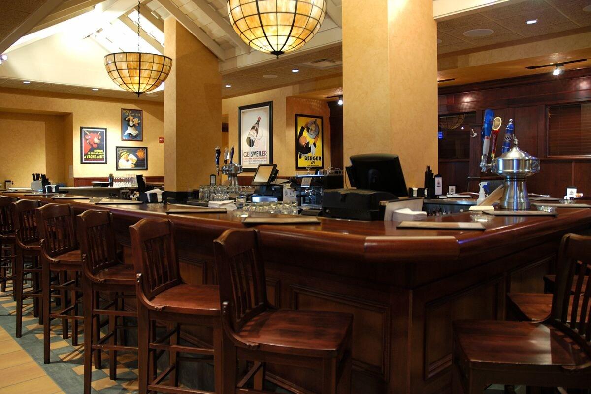 Bar/Salón Hotel Belvoir Springfield