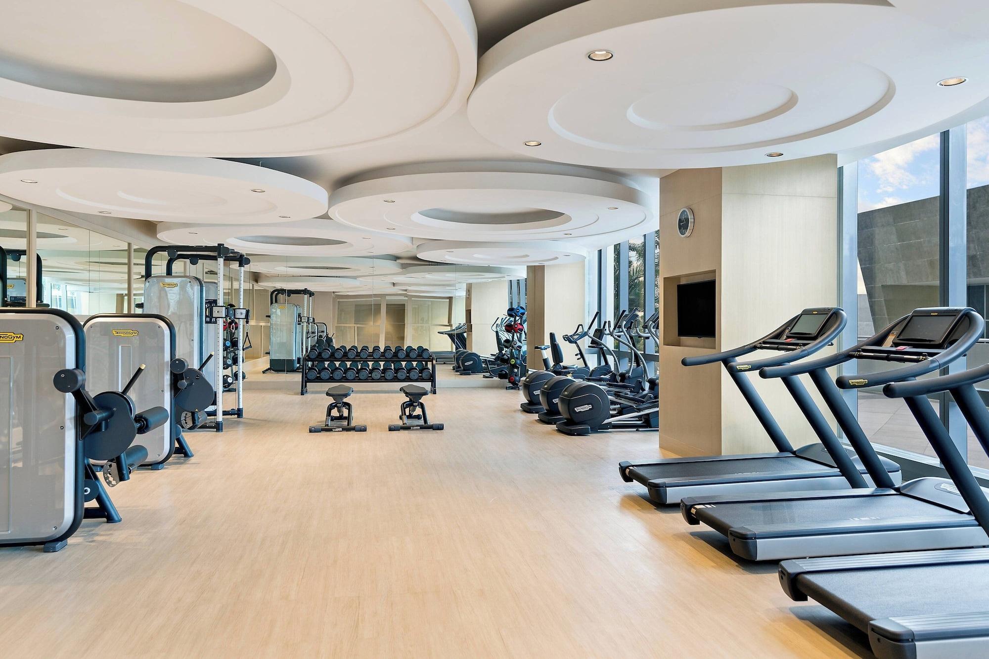 Gimnasio Courtyard by Marriott Iloilo