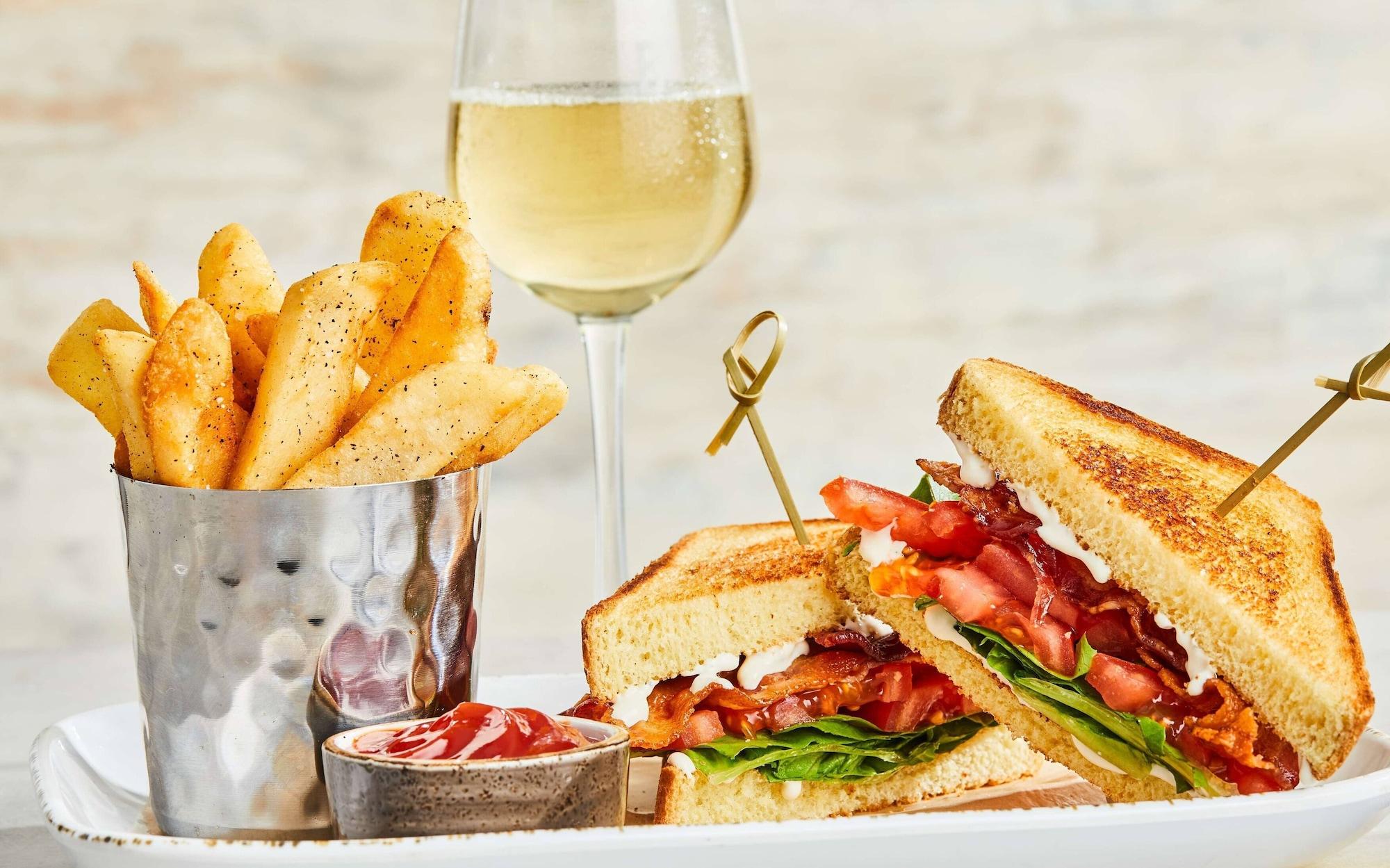 Restaurant Courtyard by Marriott Temecula Murrieta