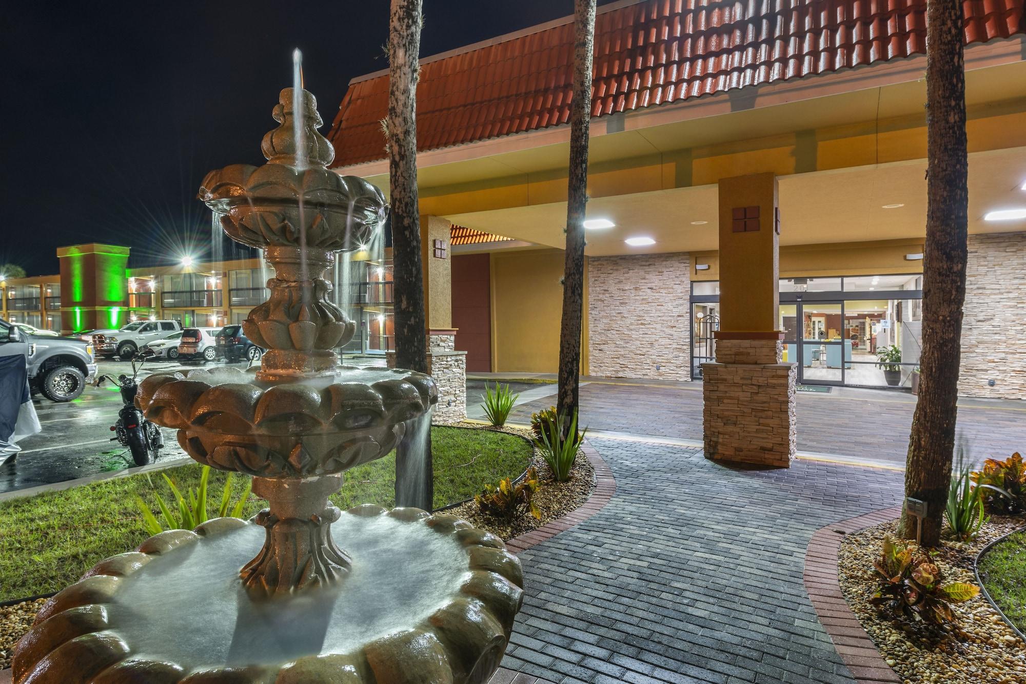Vista Exterior Quality Inn & Suites Palatka Riverfront