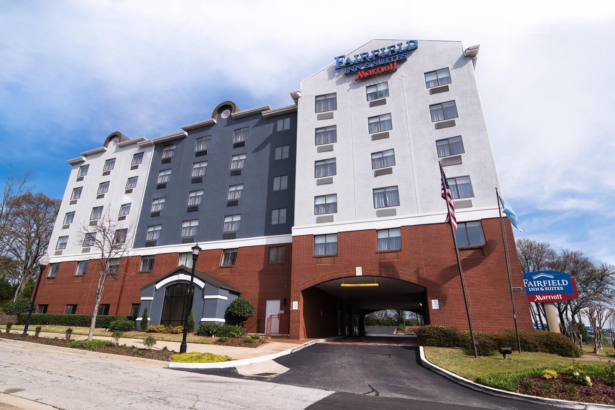 Vista Exterior Fairfield Inn and Suites by Marriott Atlanta Airport North