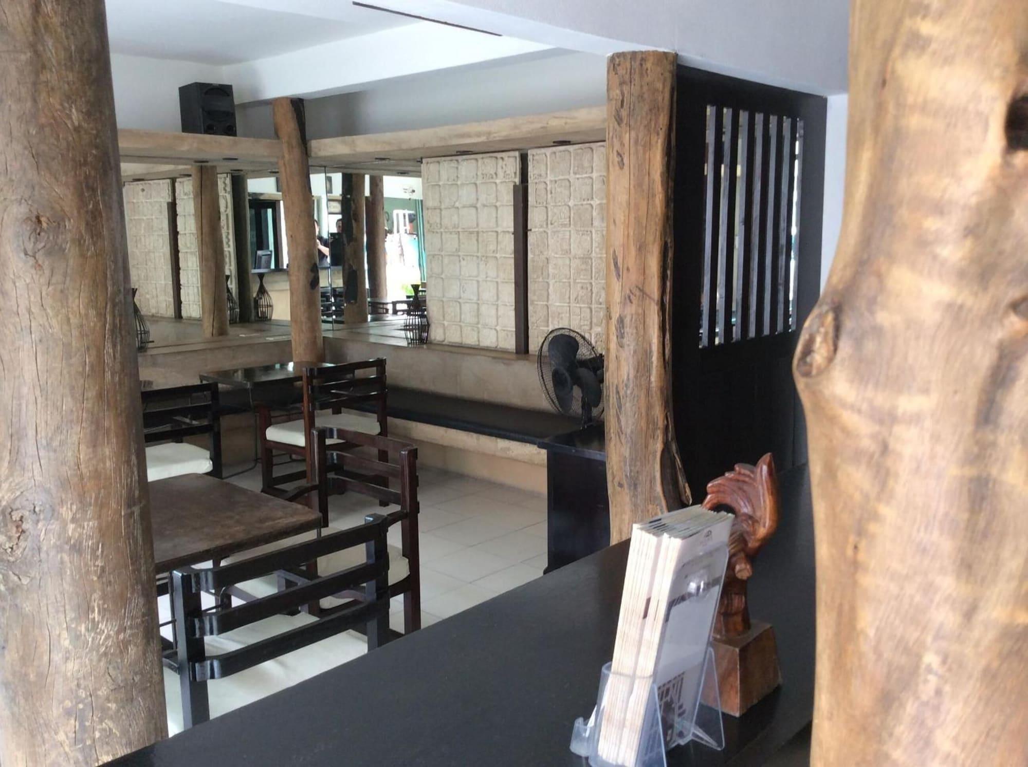 Restaurant Hotel Maya Rue