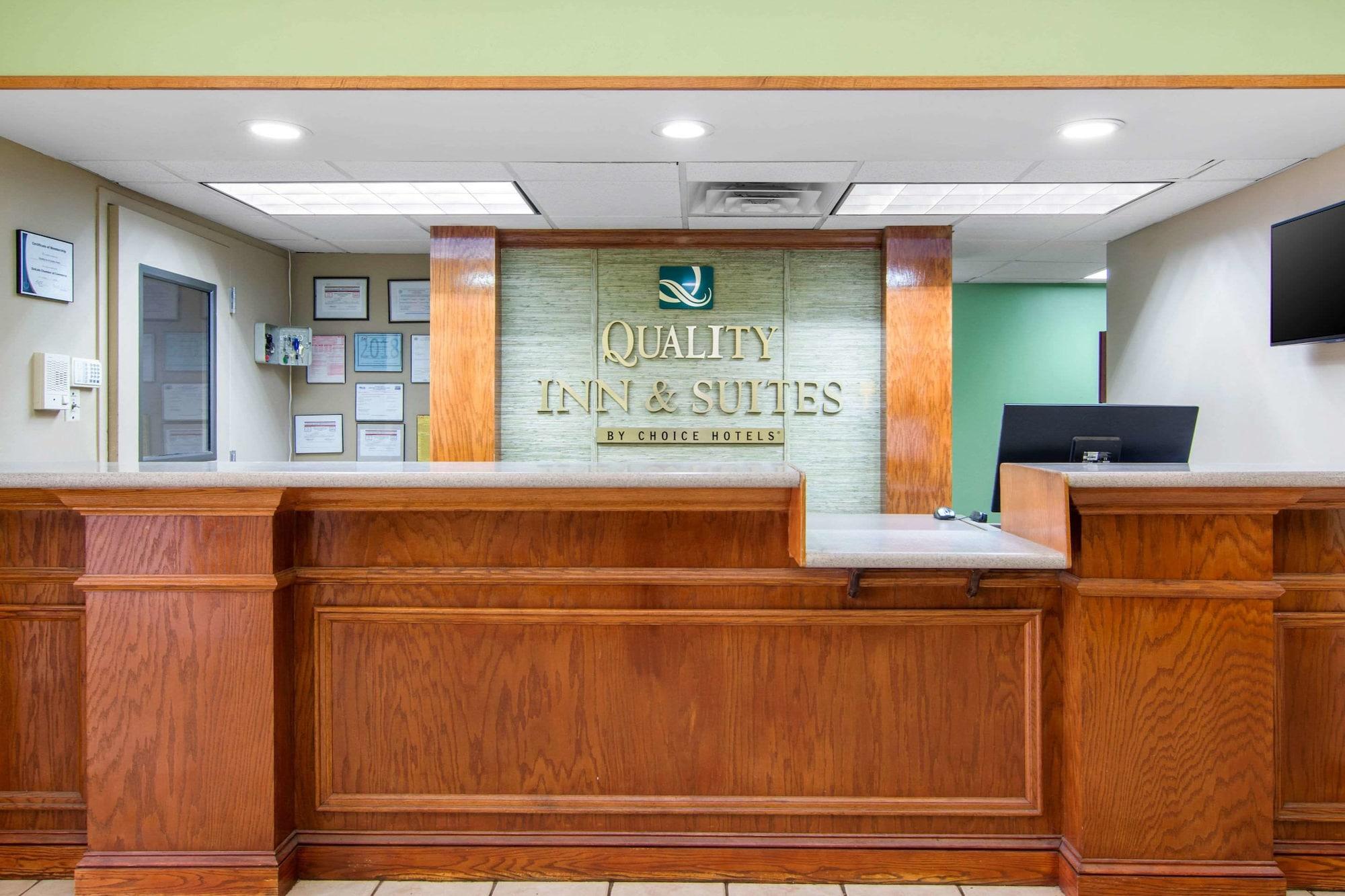 Vista Lobby Quality Inn & Suites Decatur - Atlanta East