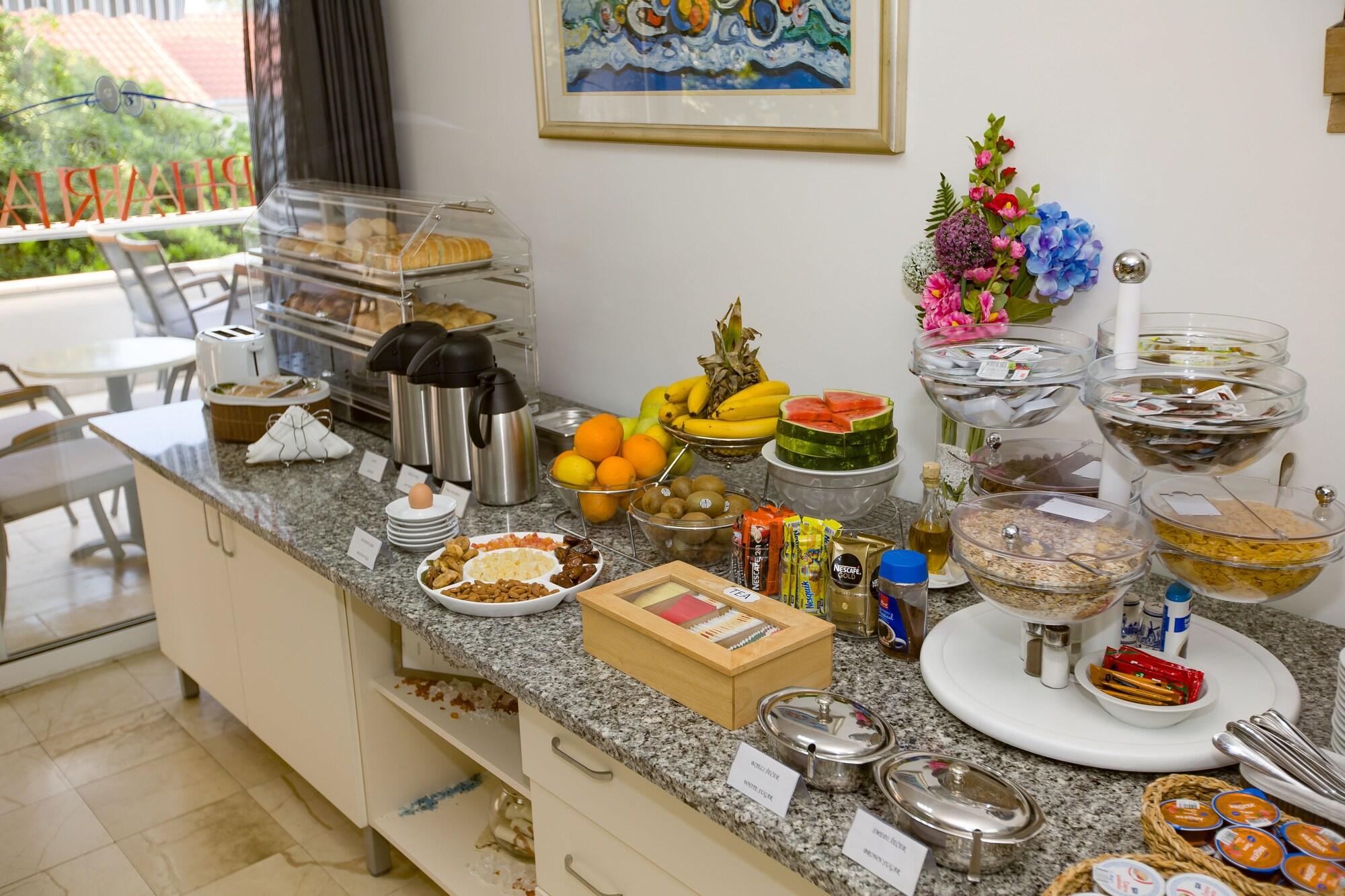 Restaurant Aparthotel Pharia