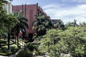 Alojamiento - Kampala Serena Hotel