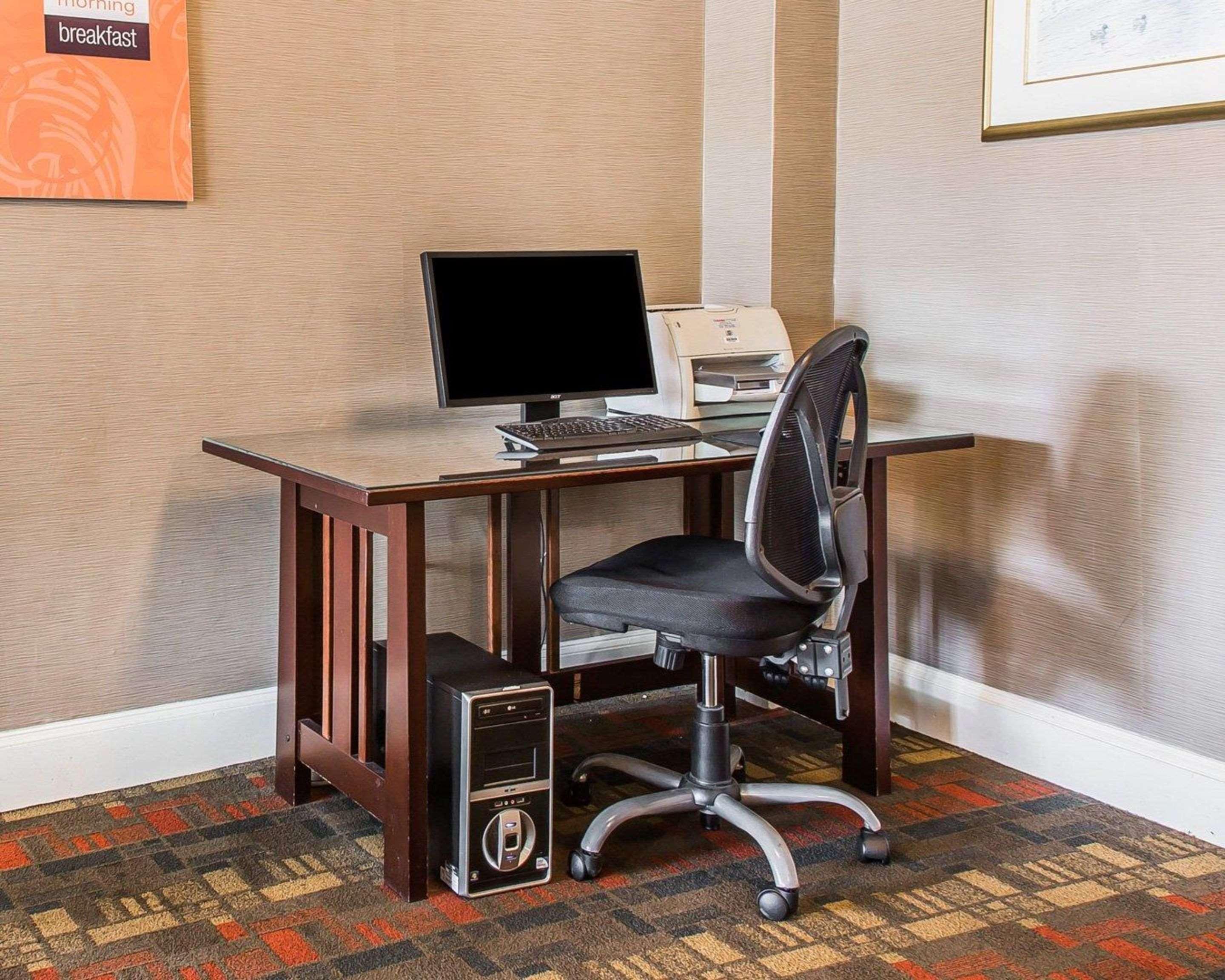 Centro de Negocios Comfort Inn Boston