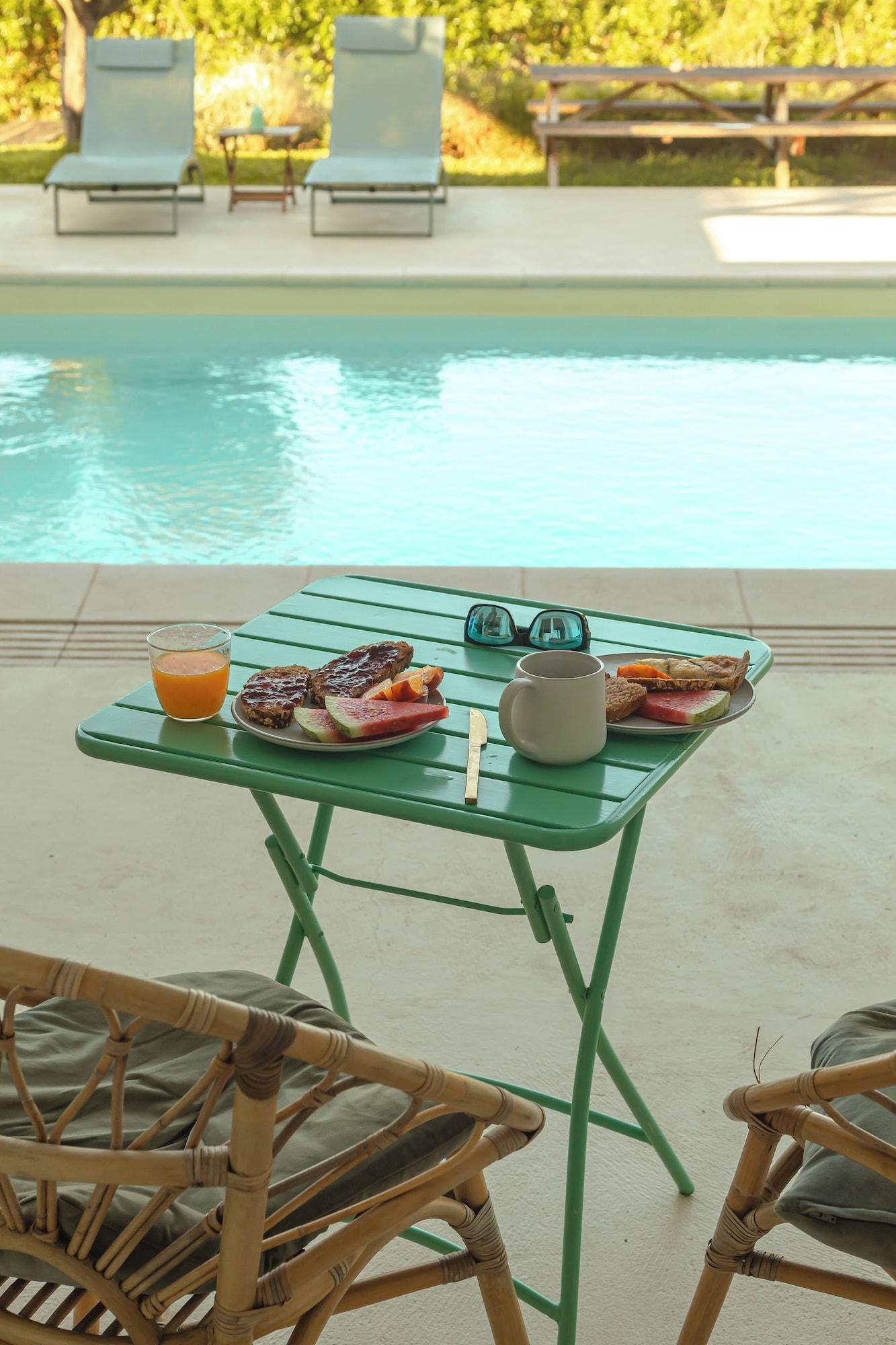 Restaurant Birds of Paradise - Boutique surf lodge