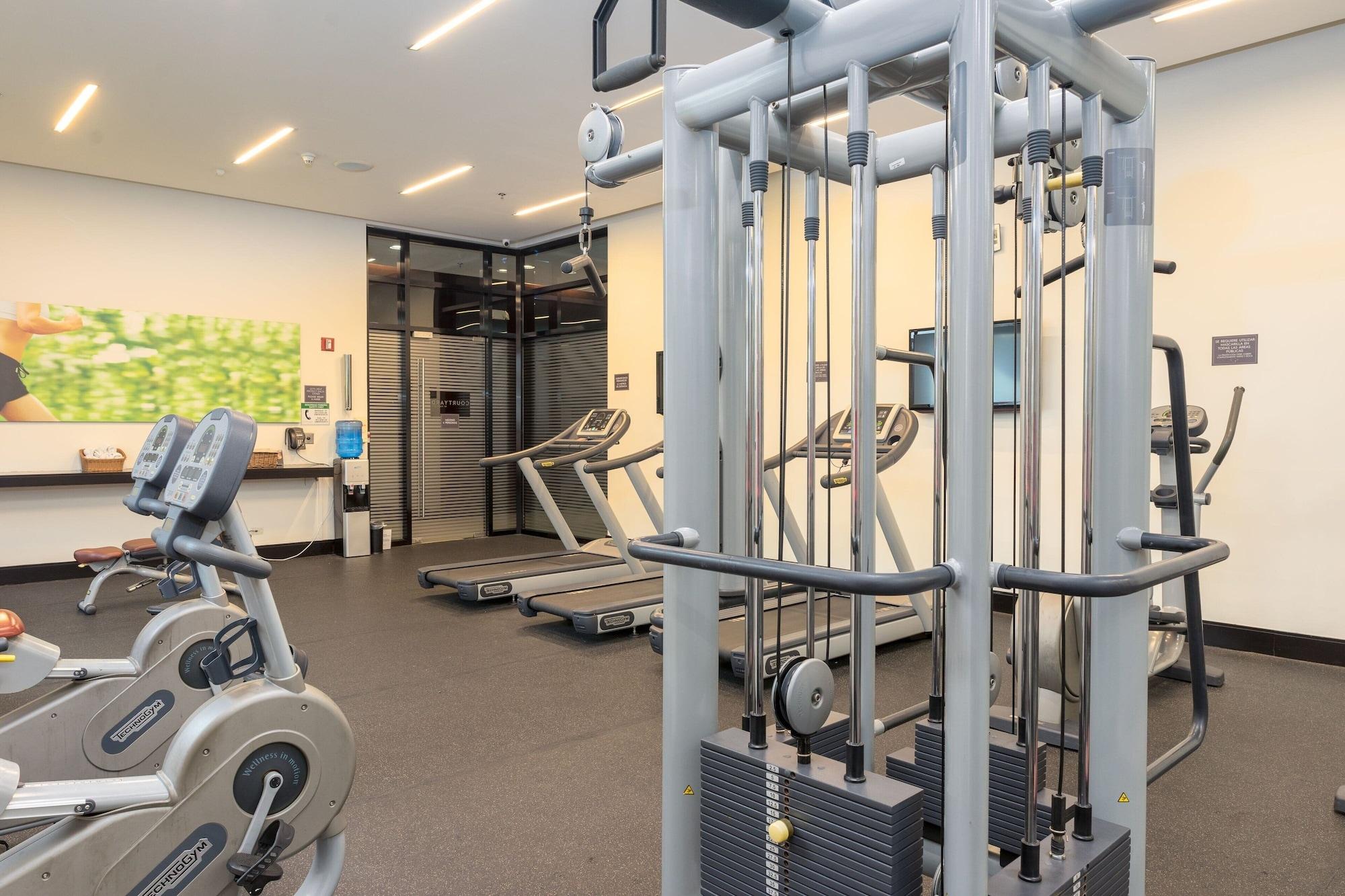 Gimnasio Courtyard by Marriott Panama Metromall