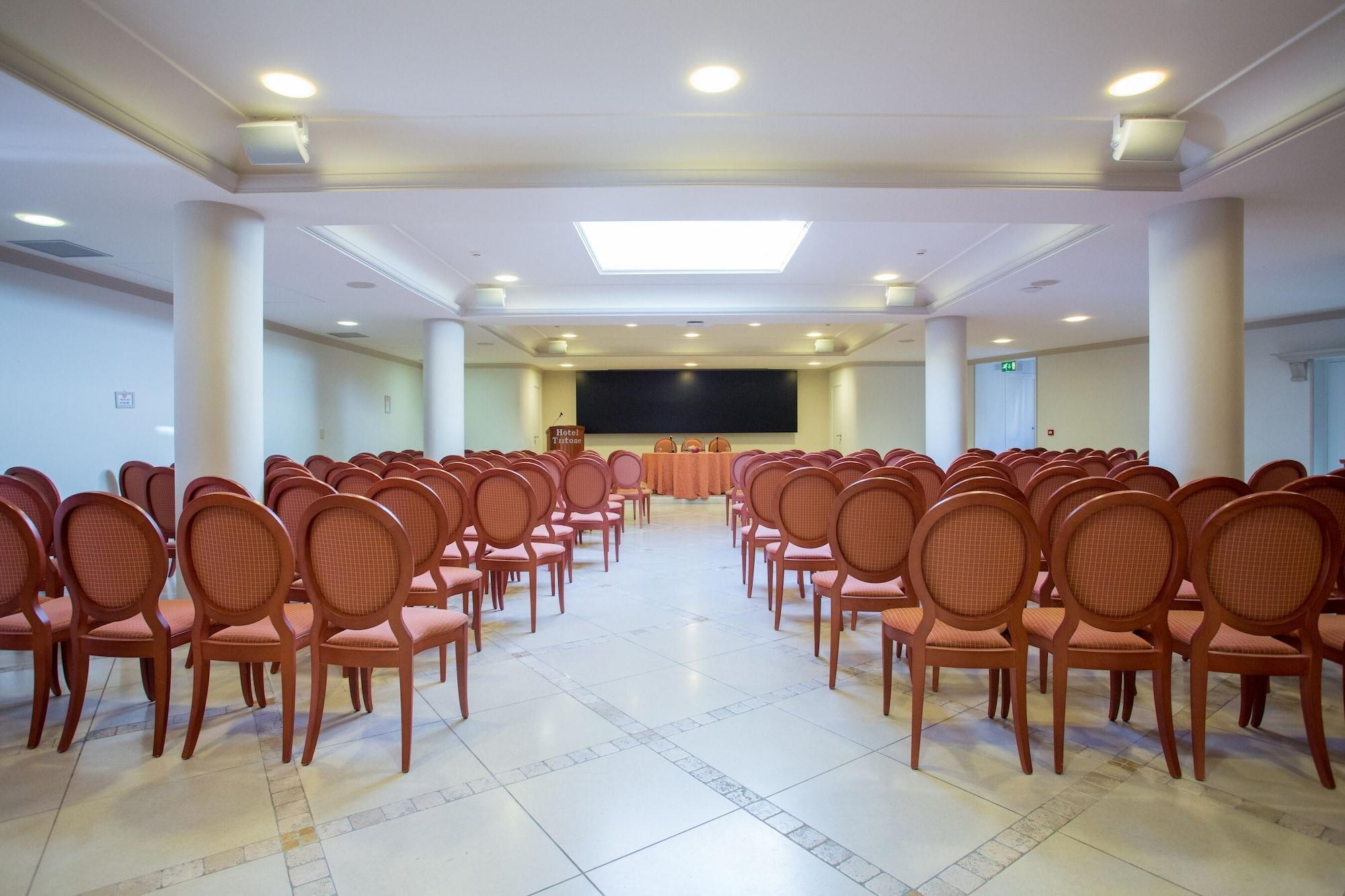 Sala de Reuniones Hotel Tritone