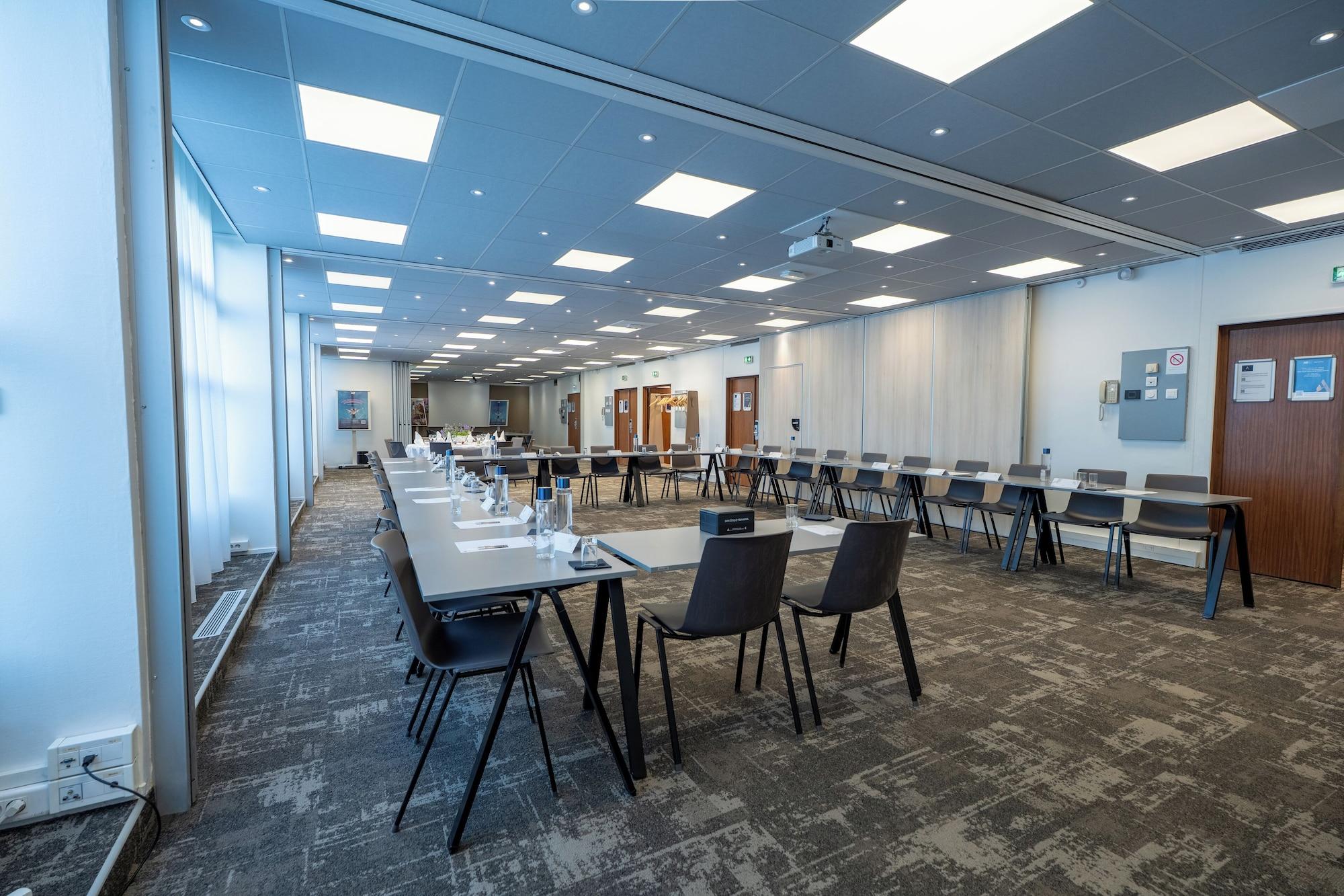 Sala de Reuniones Novotel Poissy Orgeval