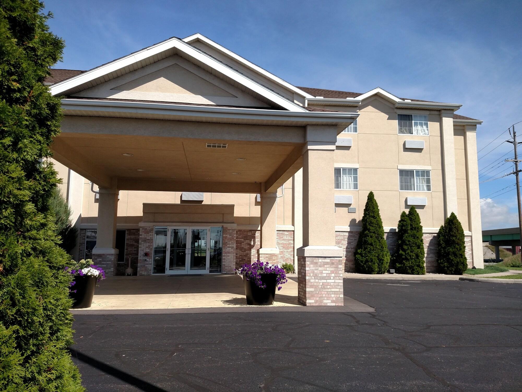 Vista Exterior Holiday Inn Express Toledo West - Napoleon by IHG