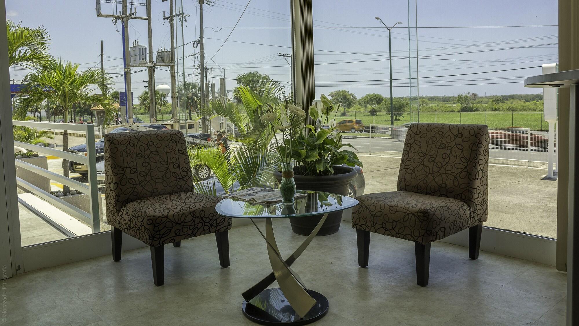Vista Lobby BONITTO INN Tampico Aeropuerto