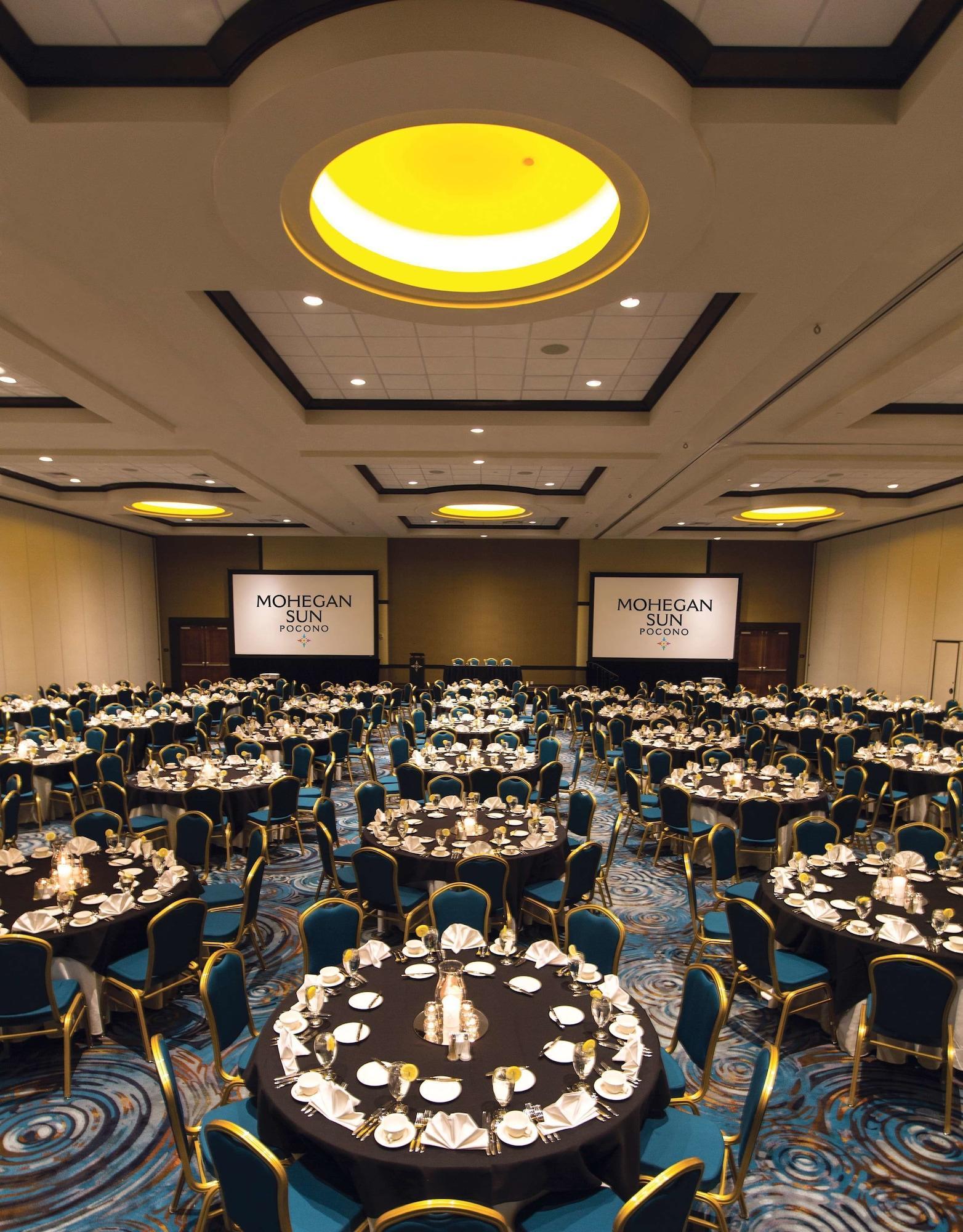 Restaurant Mohegan Pennsylvania - Adults Only
