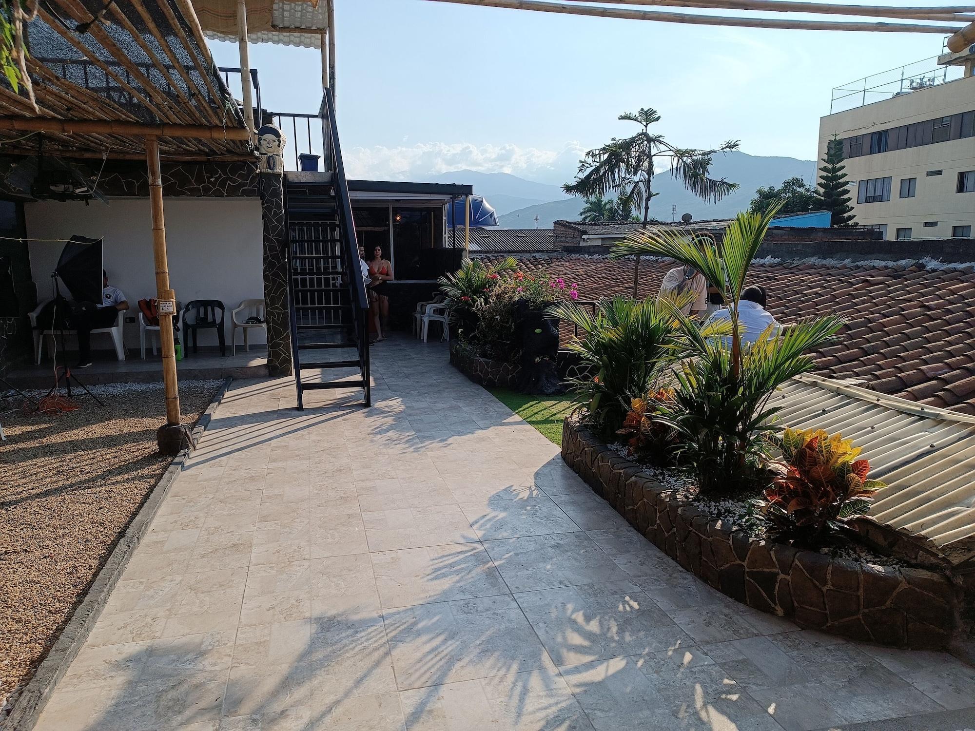 Varios Grand ilama Hotel
