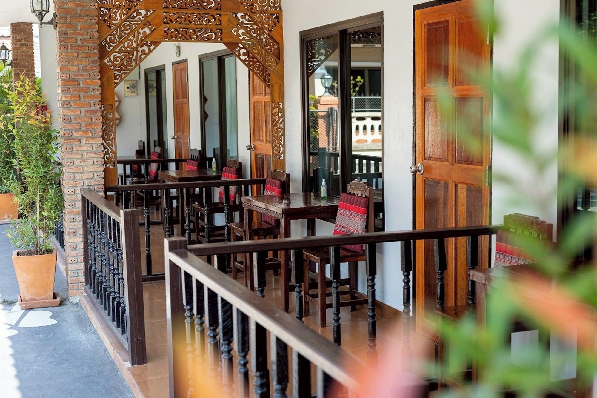 Restaurant Gita's House