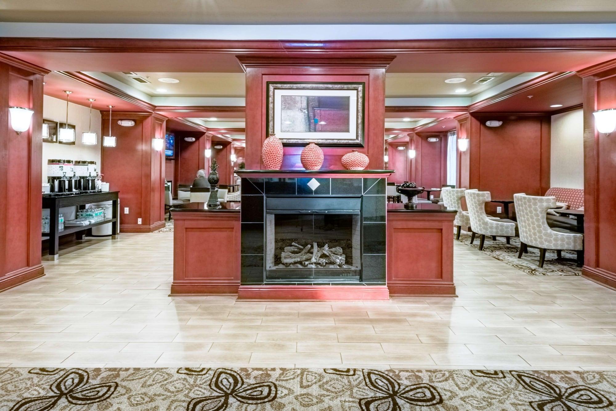 Vista Lobby Hampton Inn Montgomery-South-Airport