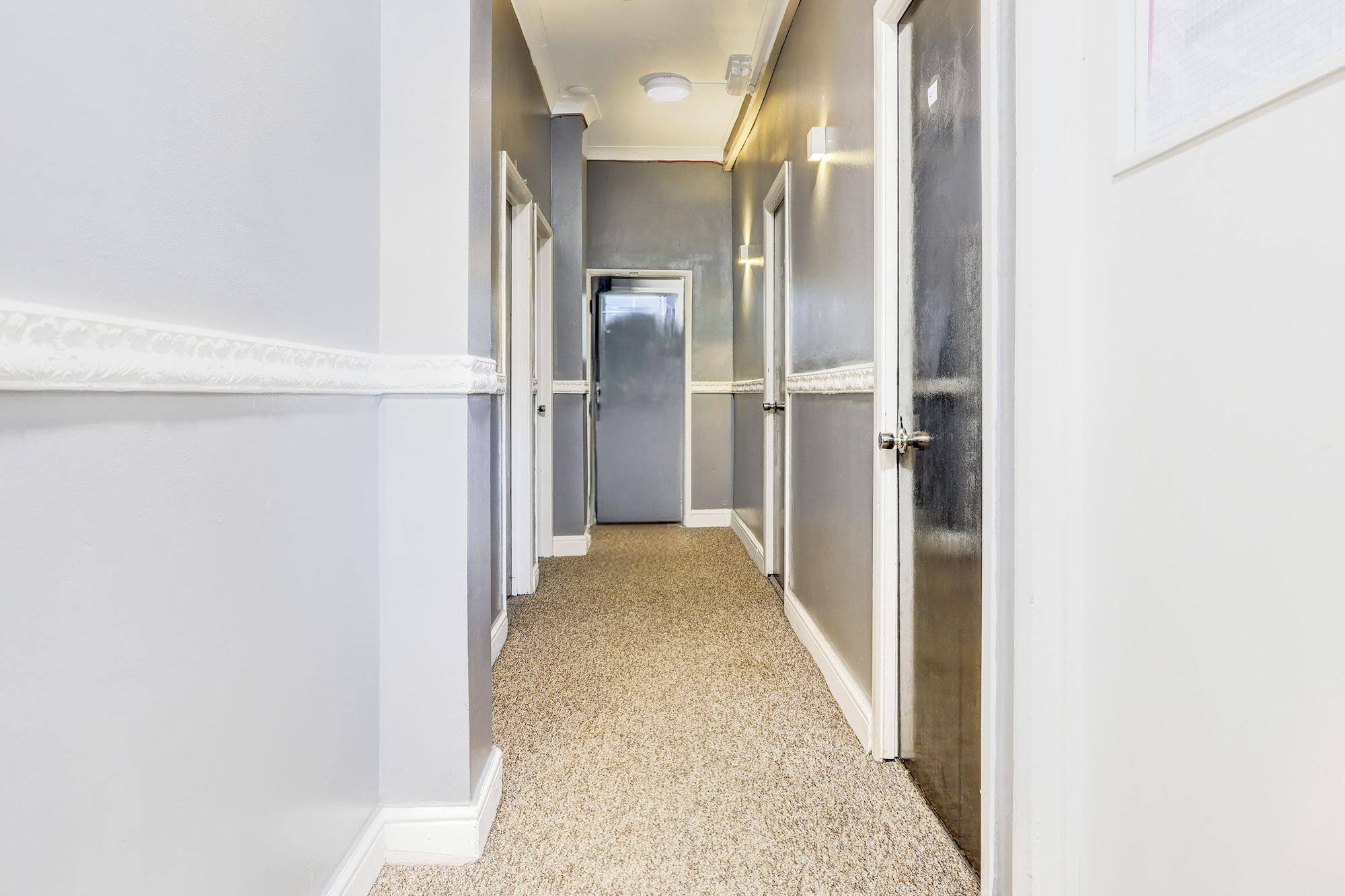 Vista Lobby London Shelton Hotel, Finsbury Park