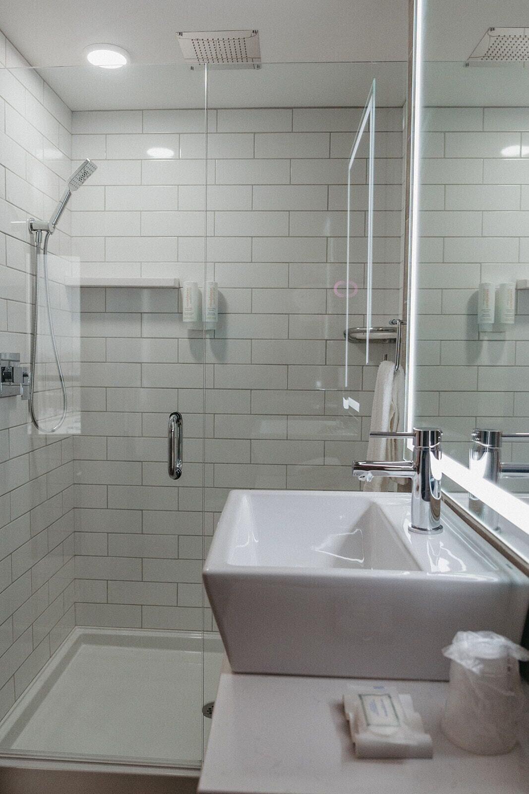 Equipamiento de Habitación Clarion Lakeside Inn & Conference Centre