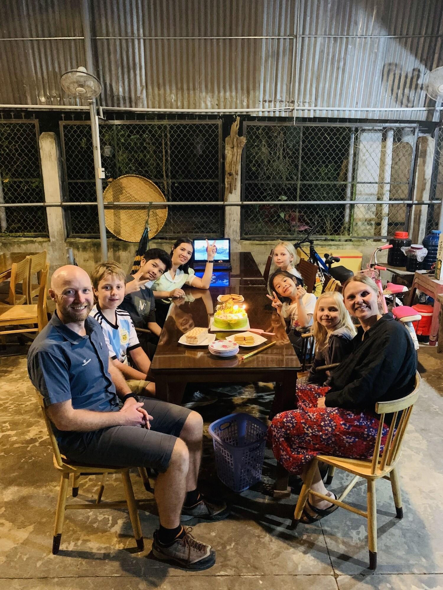 Restaurant Gibbon Singing Homestay
