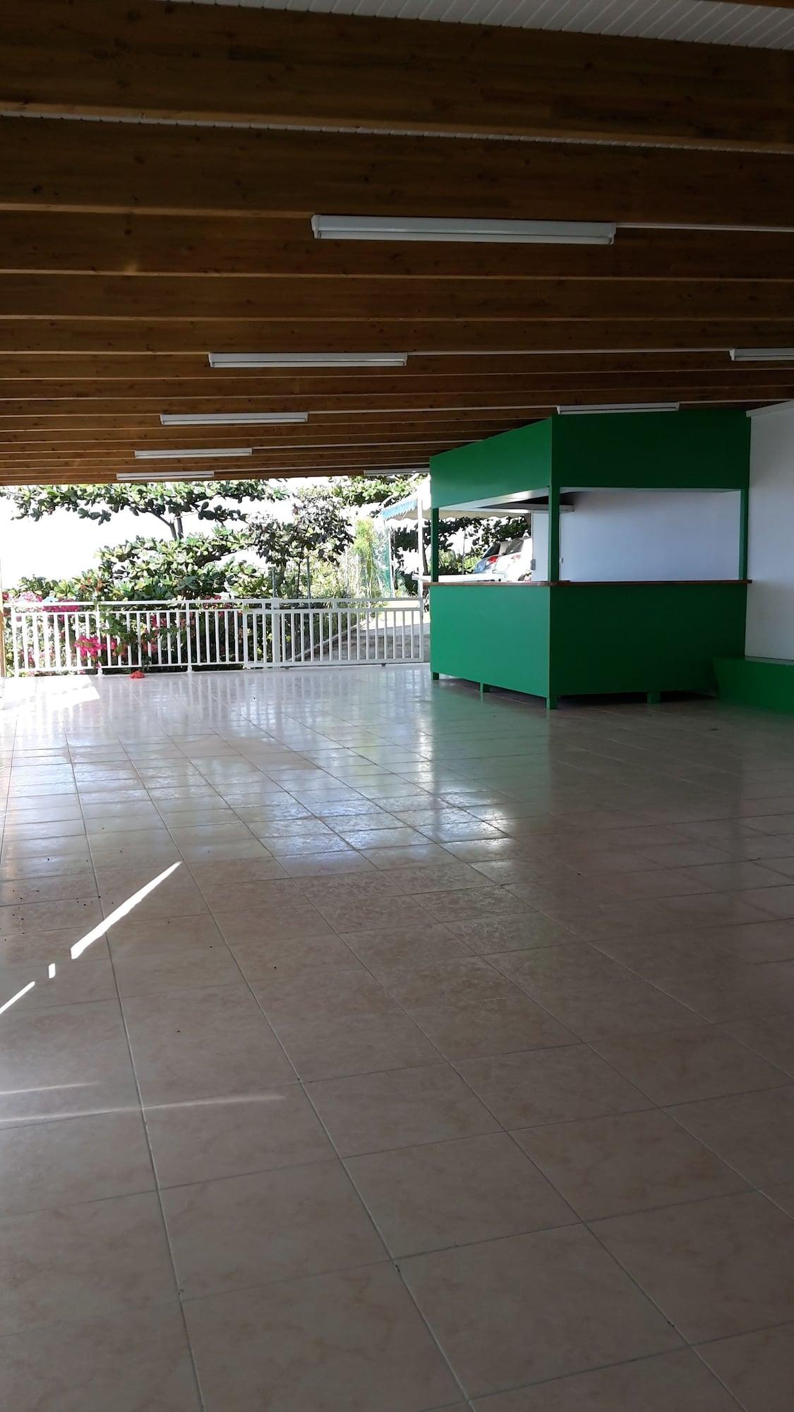 Vista Lobby Le Village Pomme Cannelle