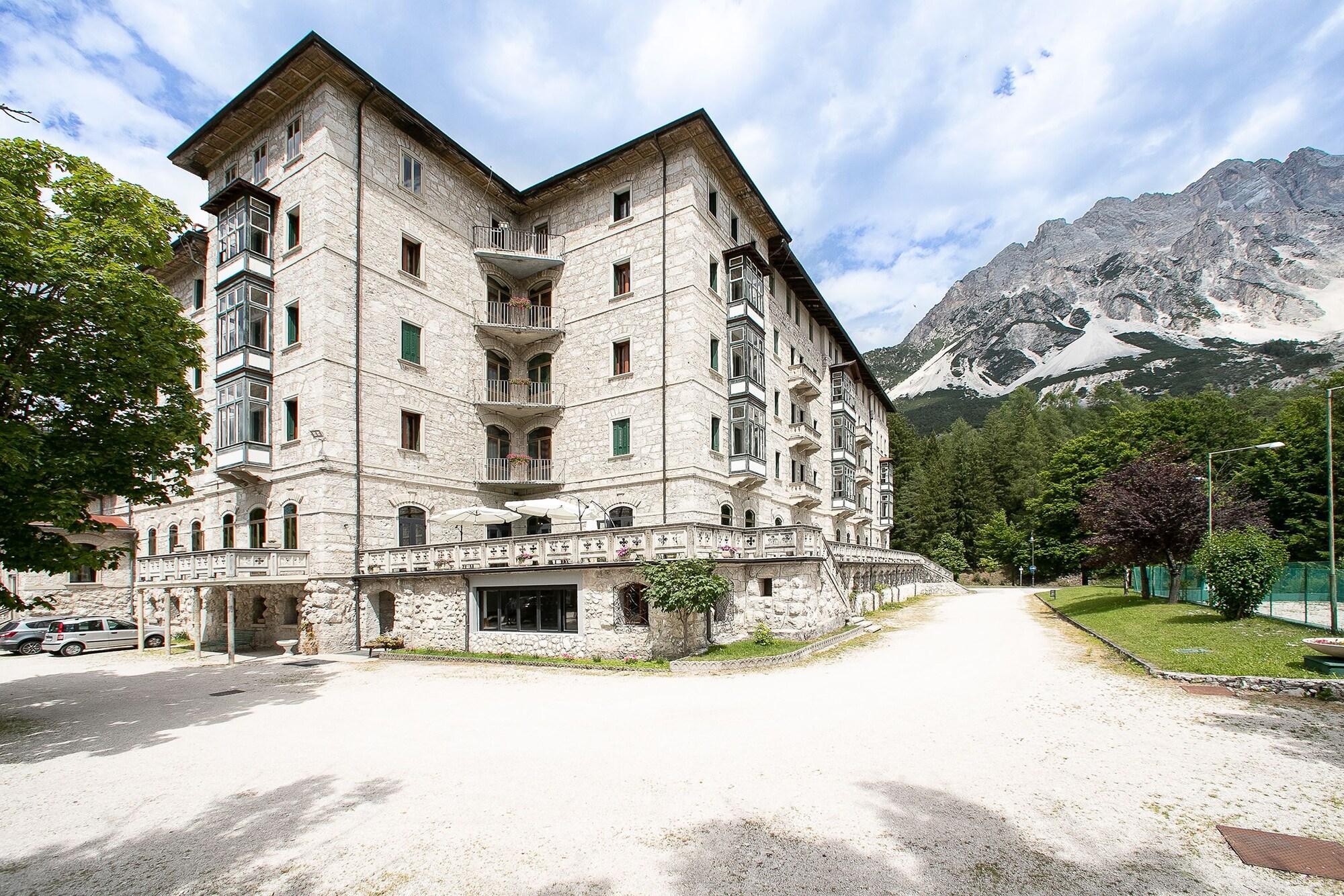 Vista Exterior TH Borca di Cadore  - Park Hotel Des Dolomites