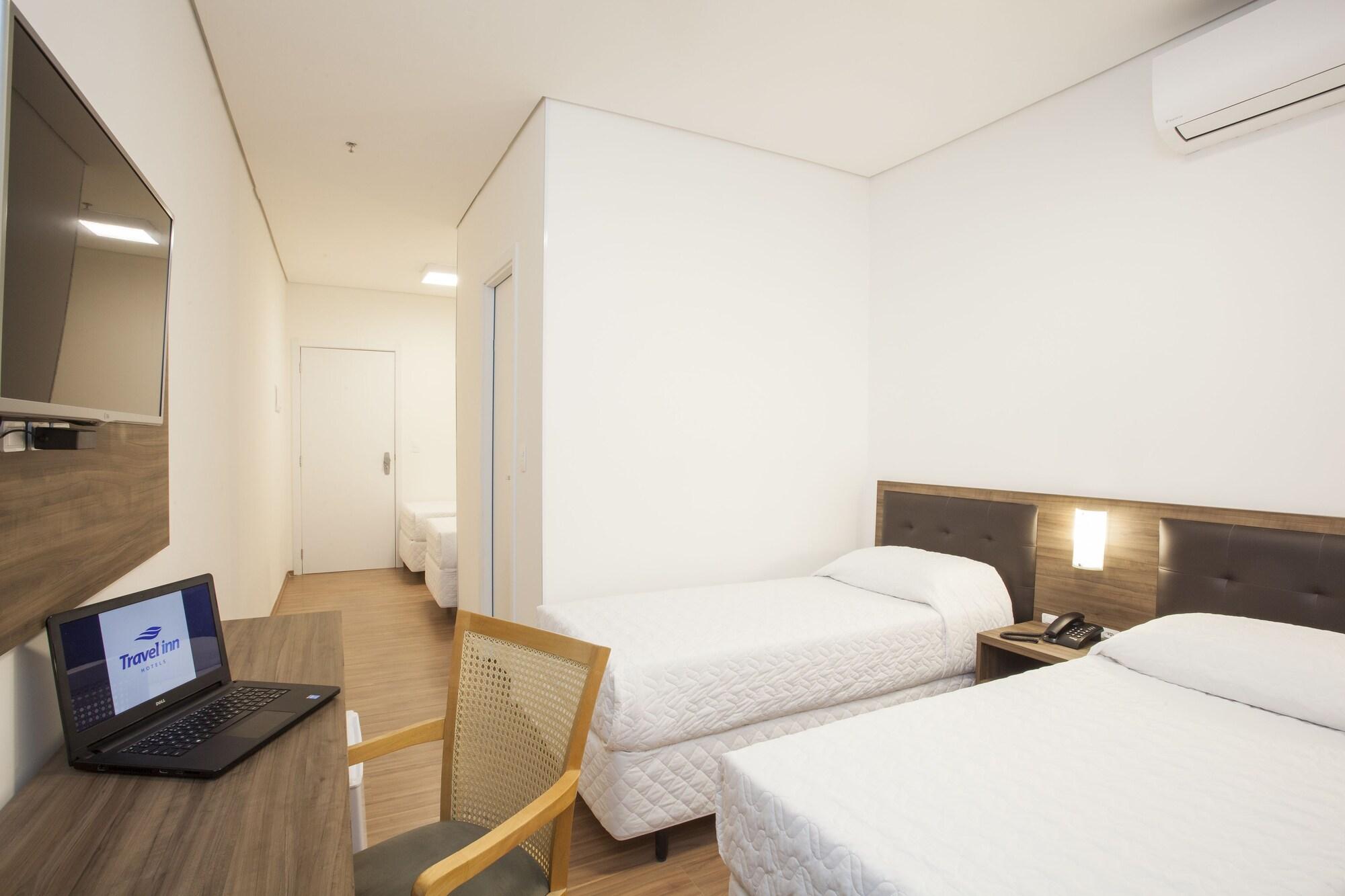 Varios Travel Inn Express Hotels Brás