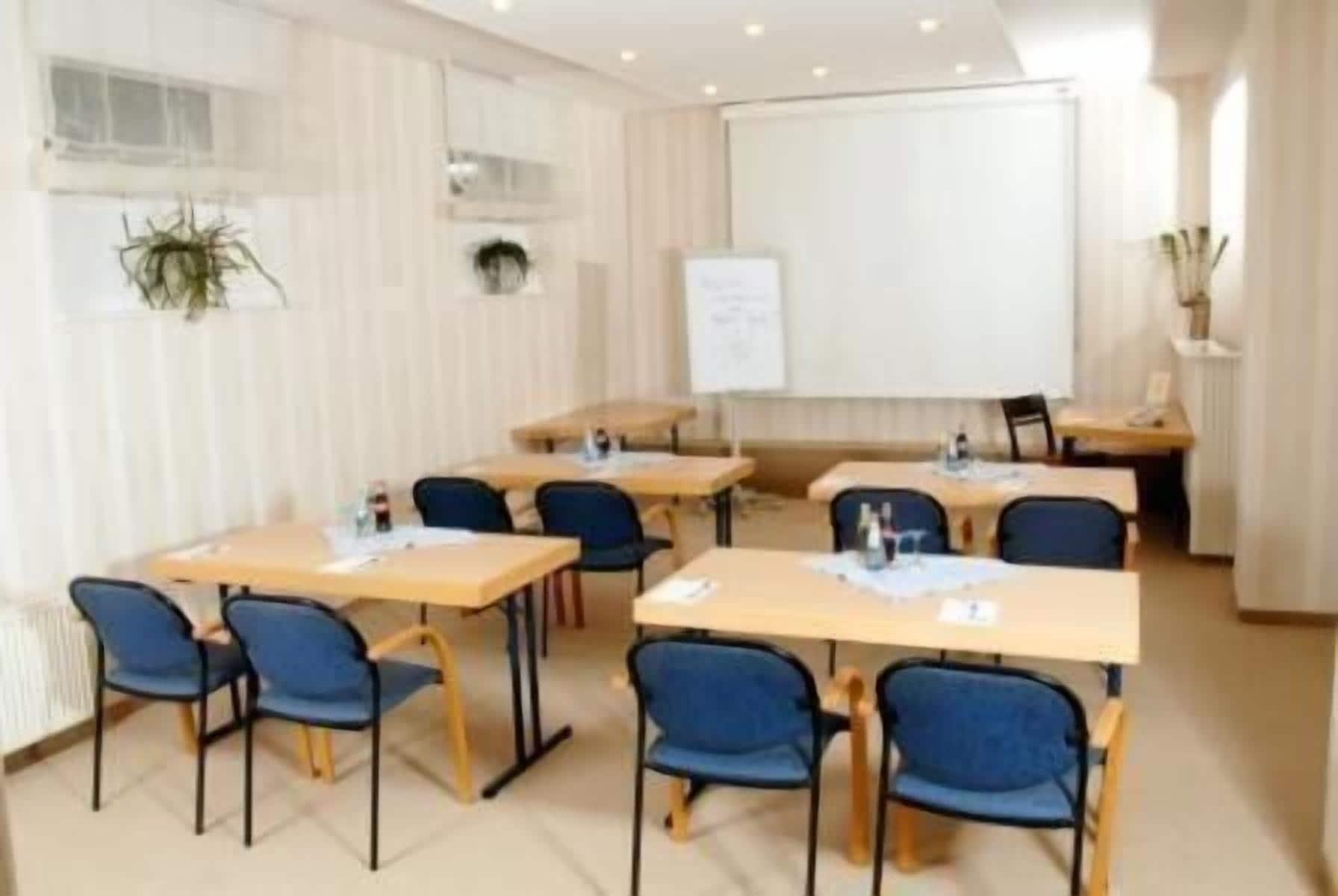 Centro de Negocios Hotel Graf