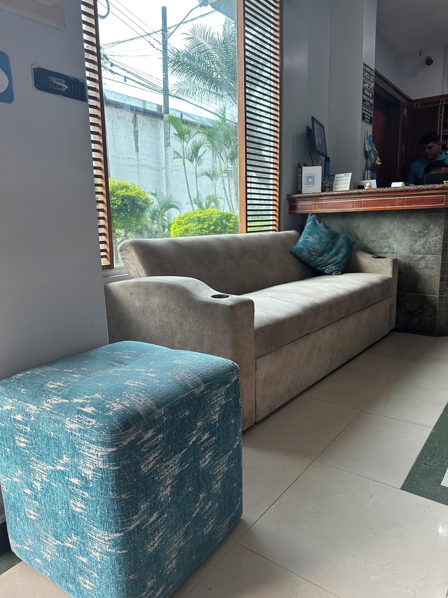 Vista Lobby Hotel Air Suites