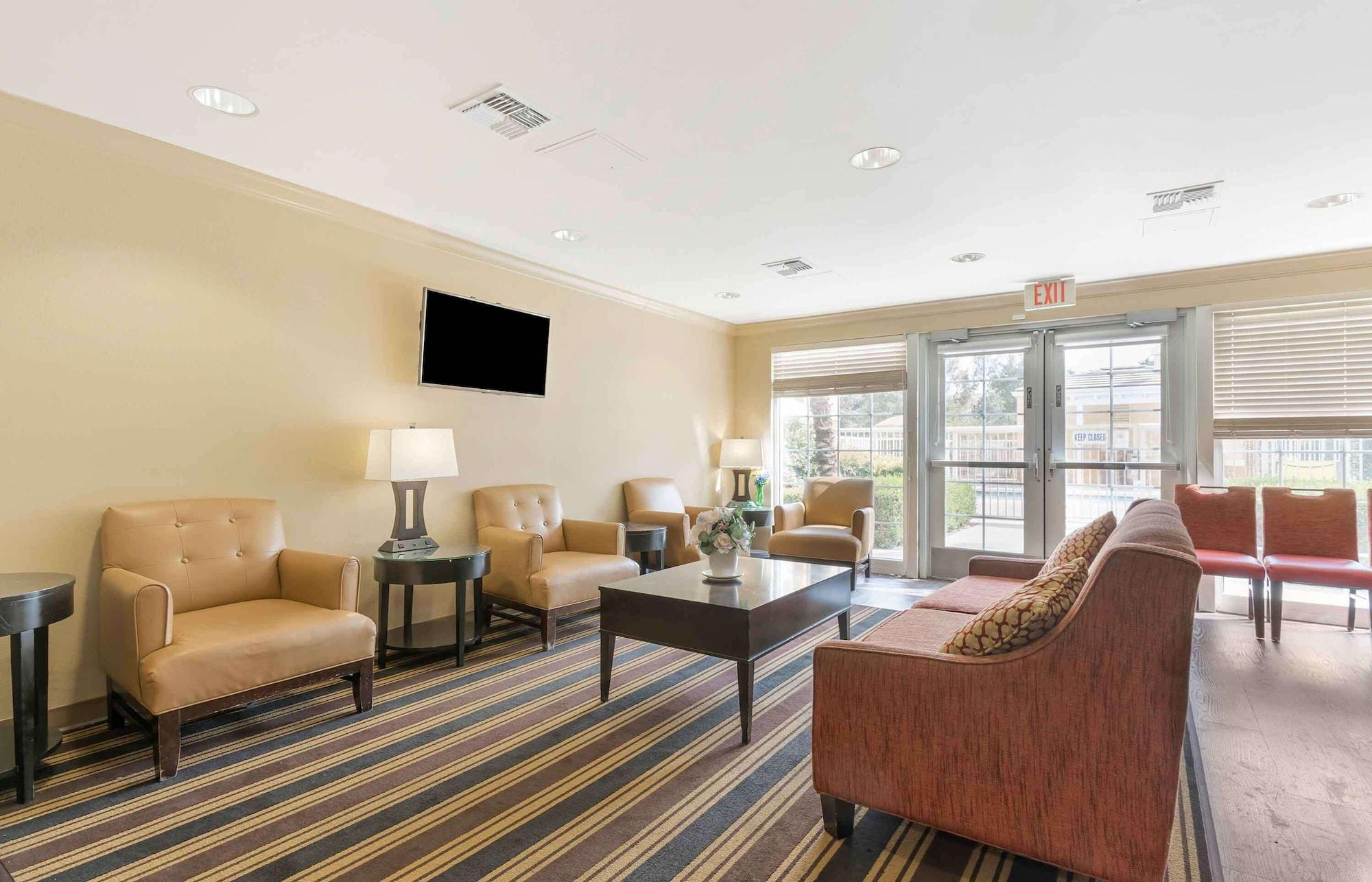 Vista Lobby Extended Stay America Suites San Jose Edenvale South