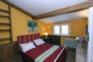 Alquiler Vacacional - The Writers' Country House - 5BR/4BT with shared Swimming Pool