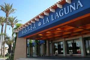 Alojamiento - Hotel La Laguna Spa & Golf