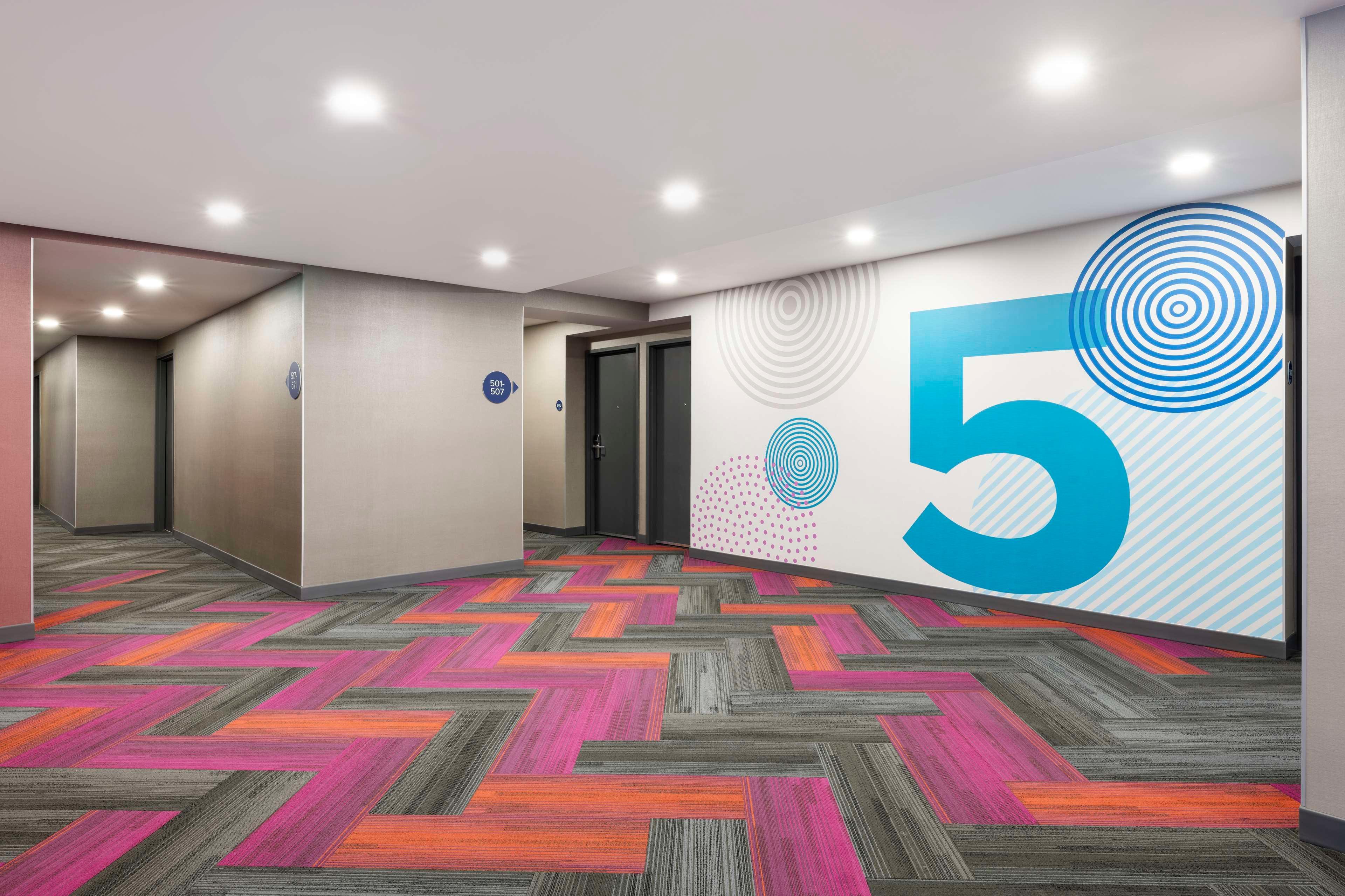 Vista Lobby Tru By Hilton Cali Sur