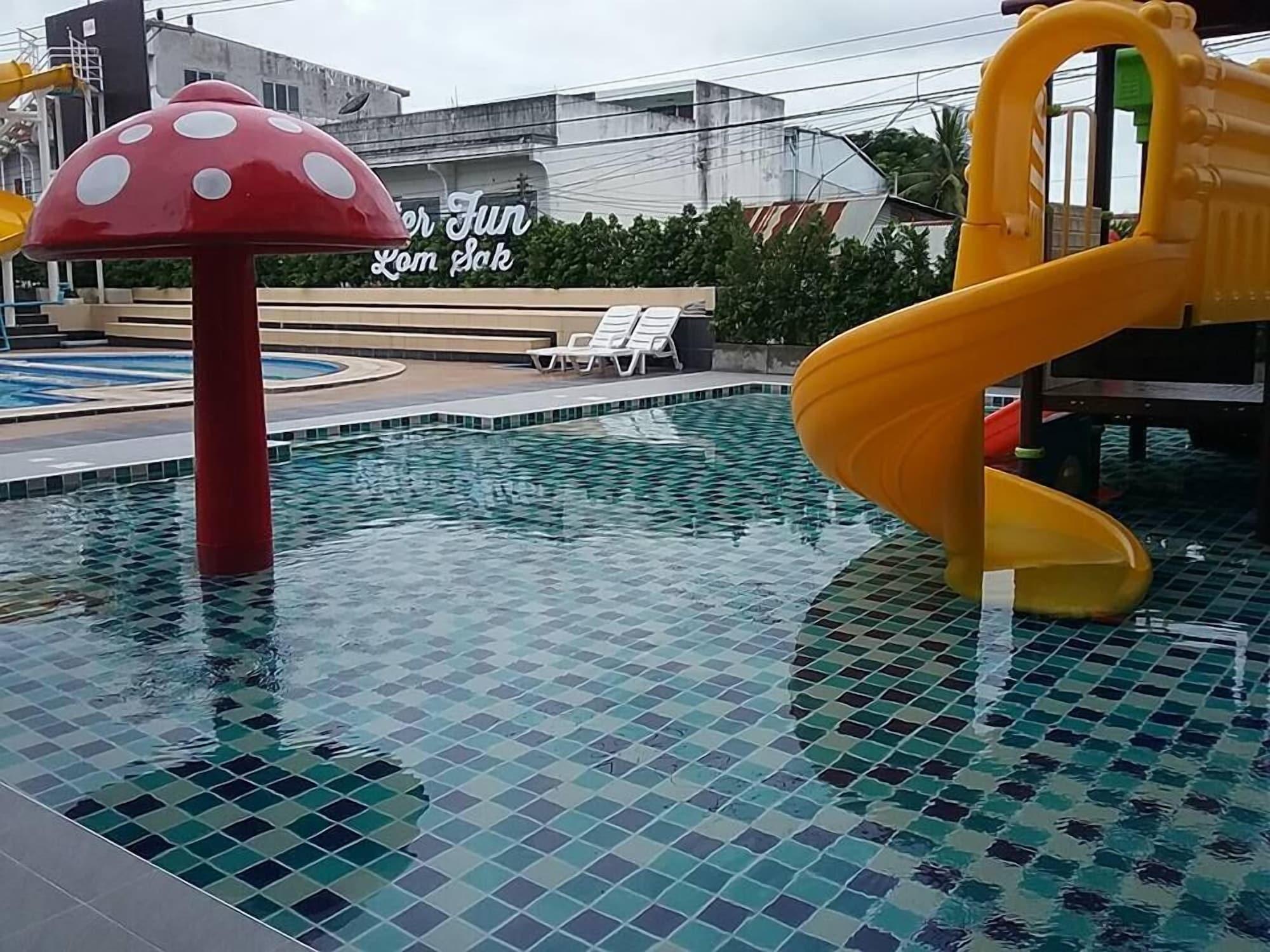 Vista Piscina Nattirat Grand Hotel