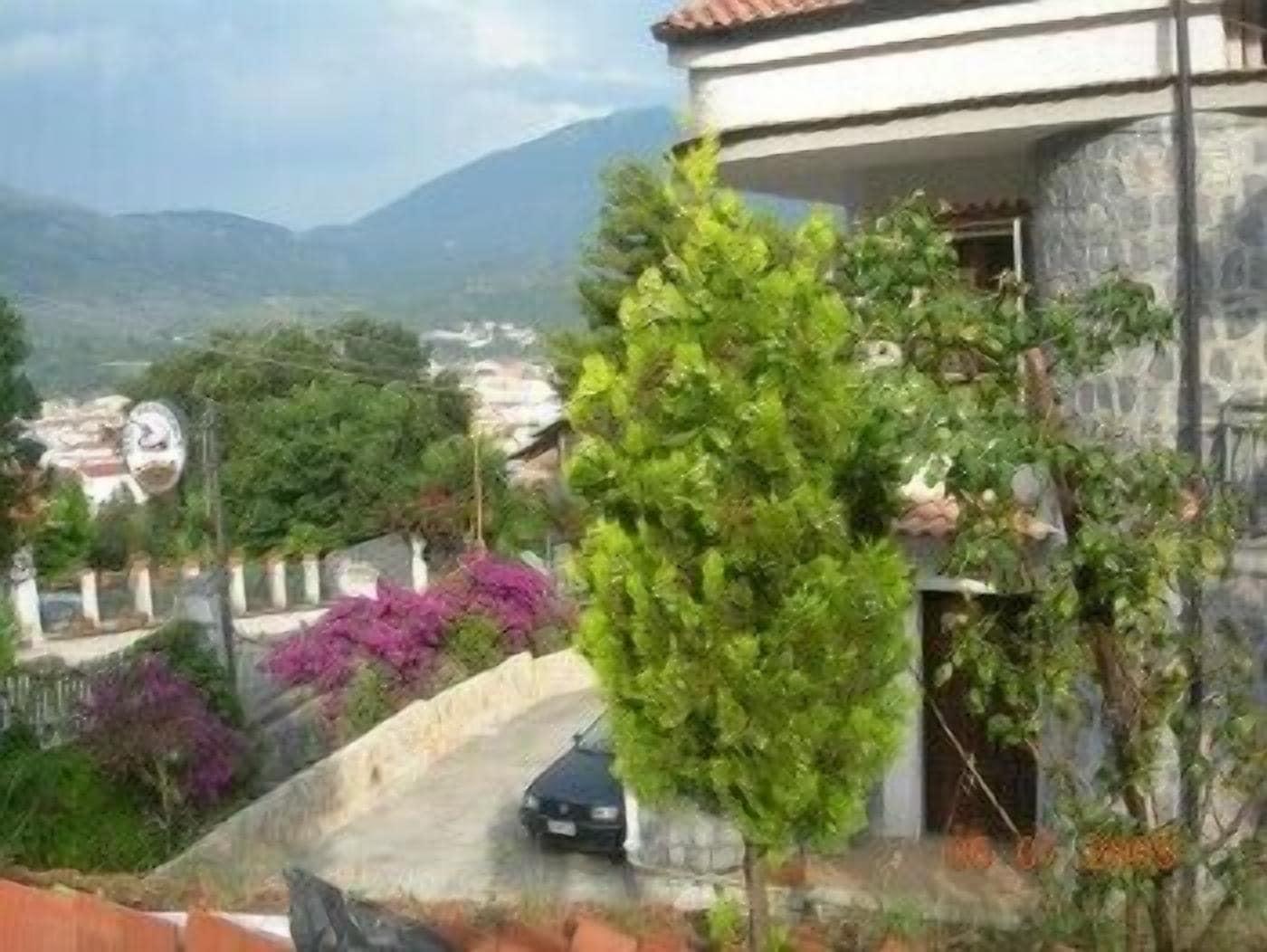 Varios Elios Residence