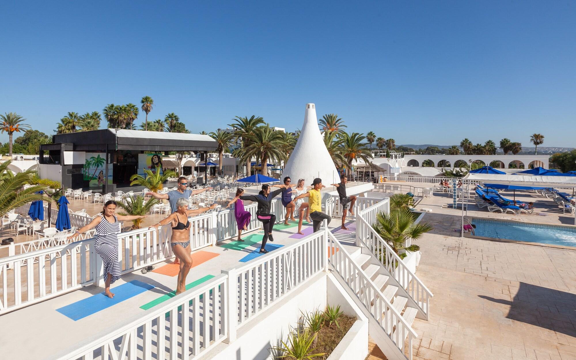 Gimnasio Hotel Samira Club - Caters to Couples