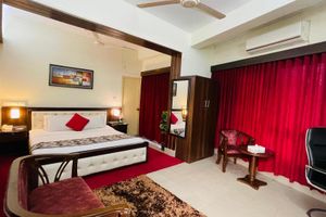 Alojamiento - Hotel Grand Circle Inn
