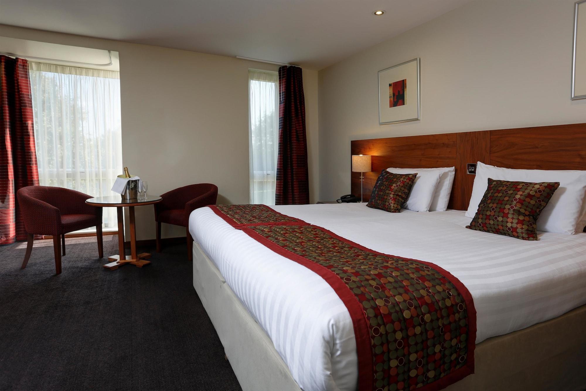 Habitación Best Western Kings Manor Hotel