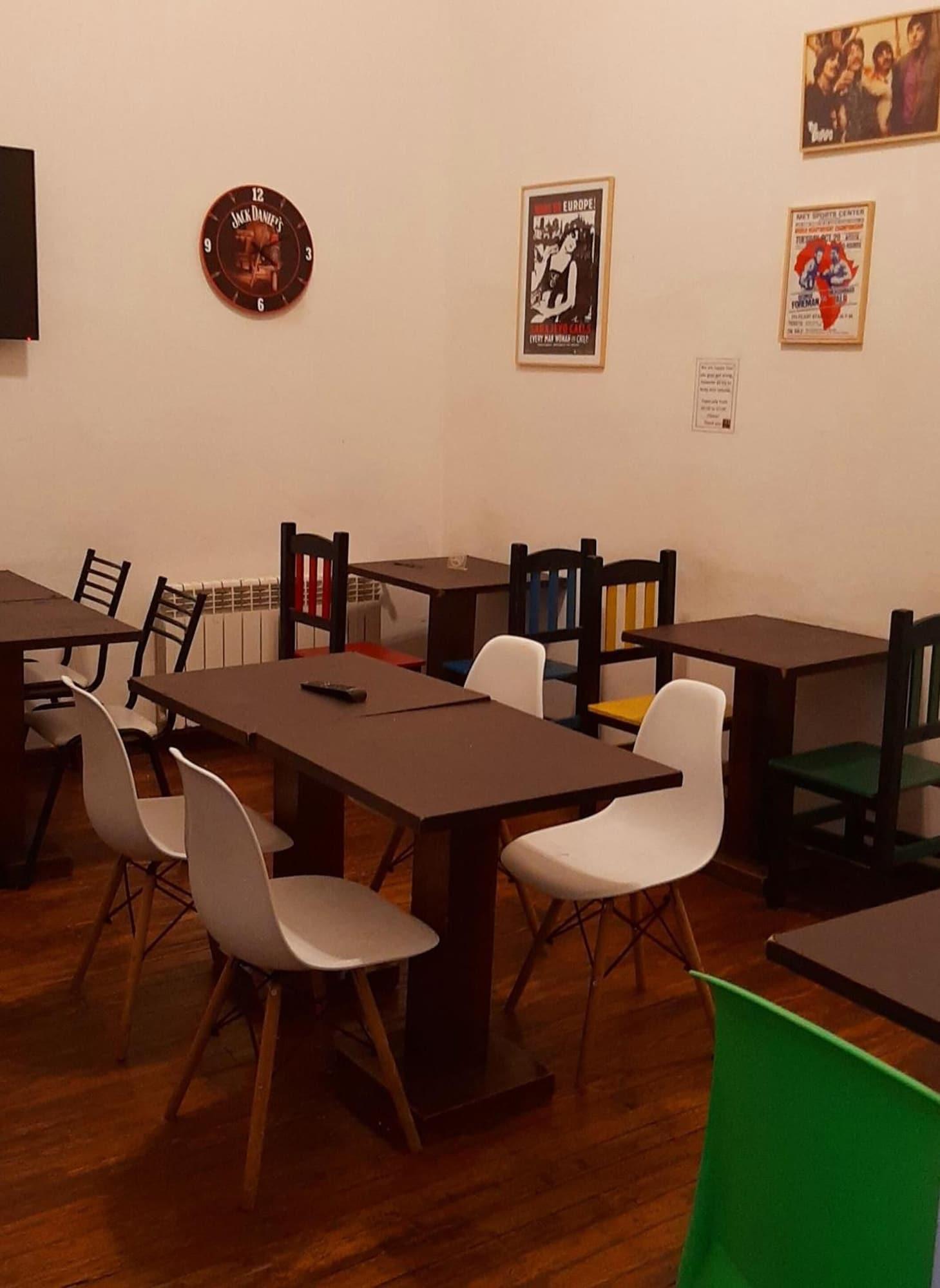Restaurant Art Factory Guest House - Hostel